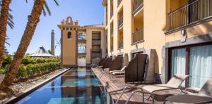 terraza-habitacion-unique-premium-private-pool-lopesan-costa-meloneras-resort-spa-gran-canaria