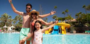 familie-principal-pool-abora-interclub-atlantic-by-lopesan-hotels-san-agustin-gran-canaria	