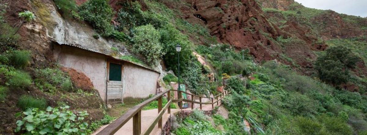 Yacimientos arqueológicos en el Barranco de Guayadeque