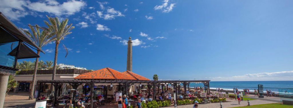 Ver la puesta de sol en el Faro de Maspalomas