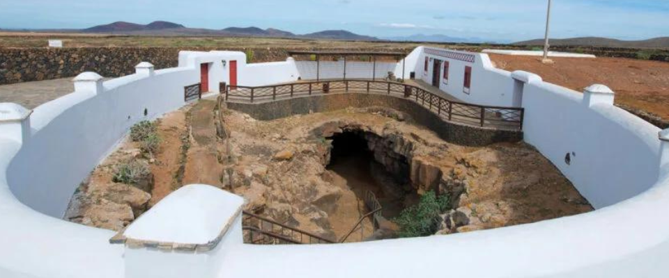 Cueva del Llano