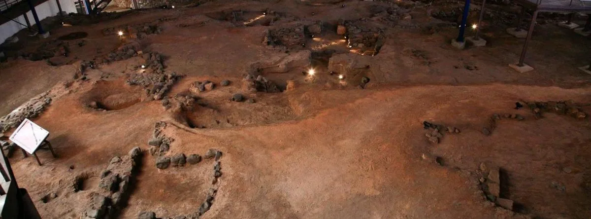 Museo y parque arqueológico Cueva Pintada