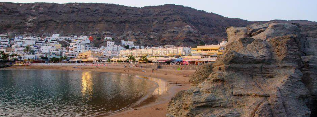 Anfi del Mar beach.