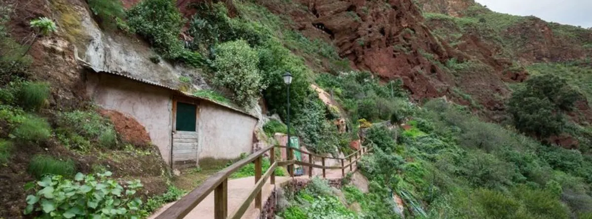 Yacimientos arqueológicos en el Barranco de Guayadeque