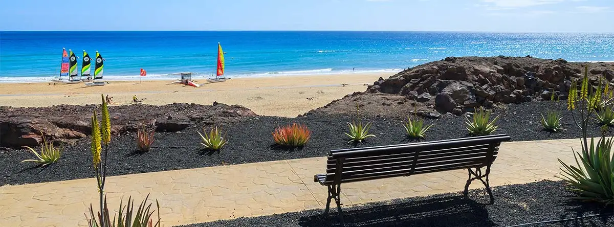 Best time to visit Fuerteventura with less wind