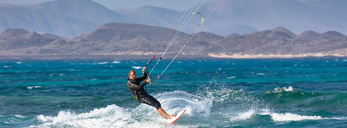 Die besten Orte zum Kitesurfen auf Fuerteventura