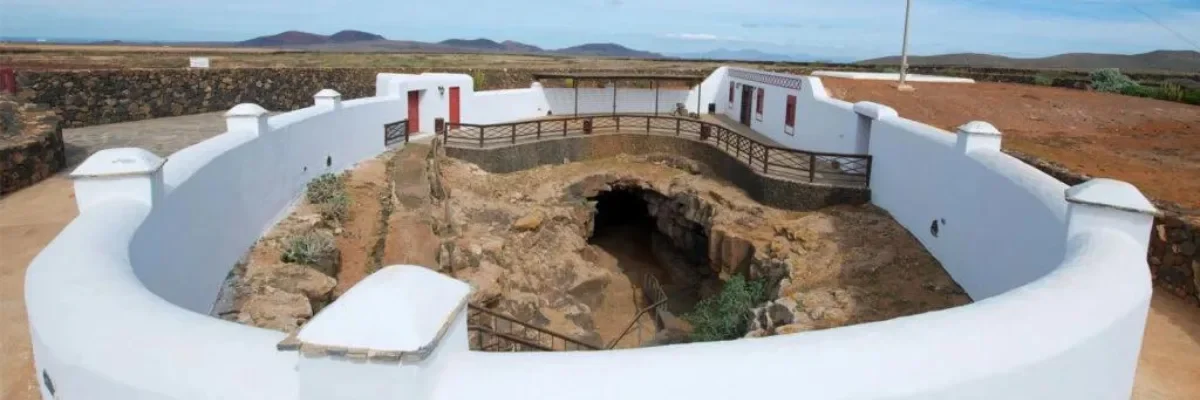 Cueva del Llano