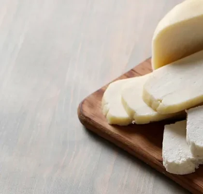 Kanarischer Blütenkäse