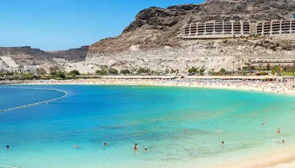 White sand beaches in Gran Canaria