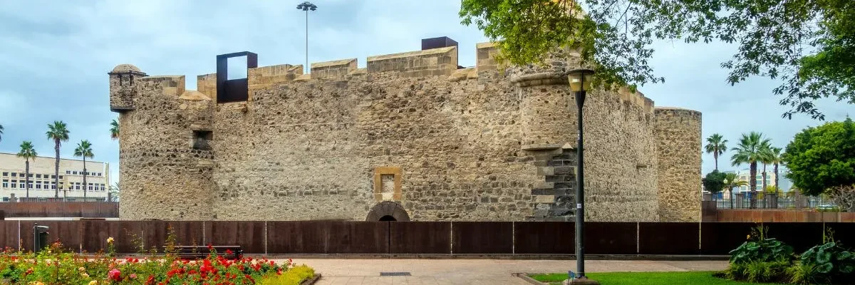 castillo de la luz