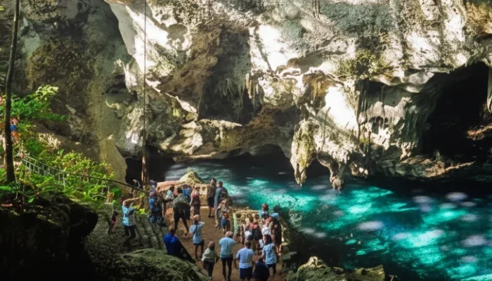 parque nacional los tres ojos