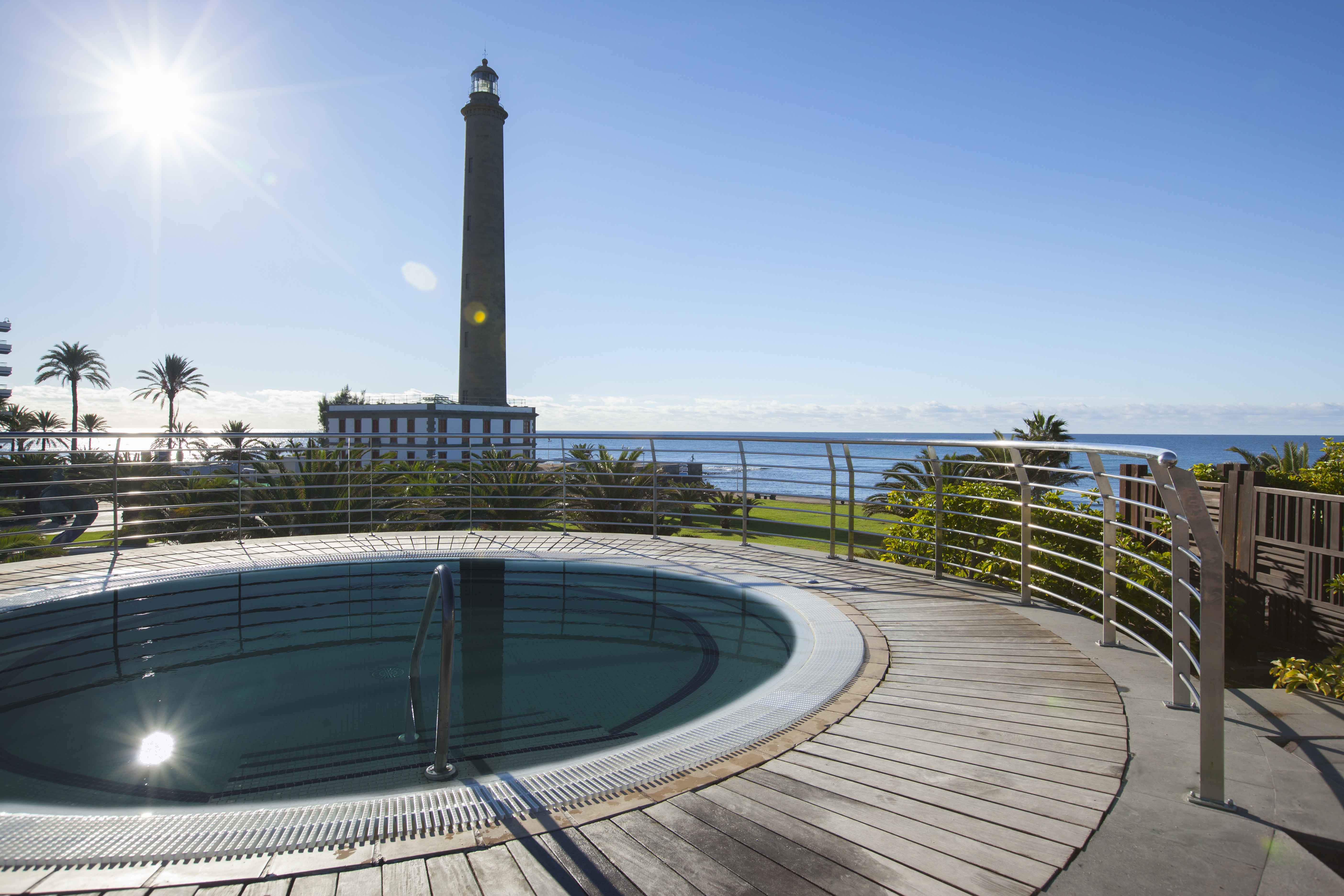 lopesan costa meloneras resort & spa jacuzzi pool views
