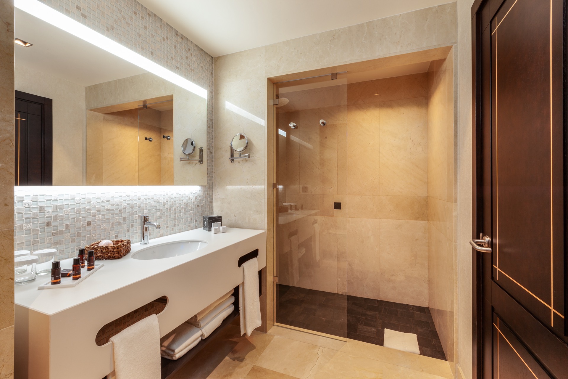 fotos baño habitación unique hotel lopesan costa meloneras