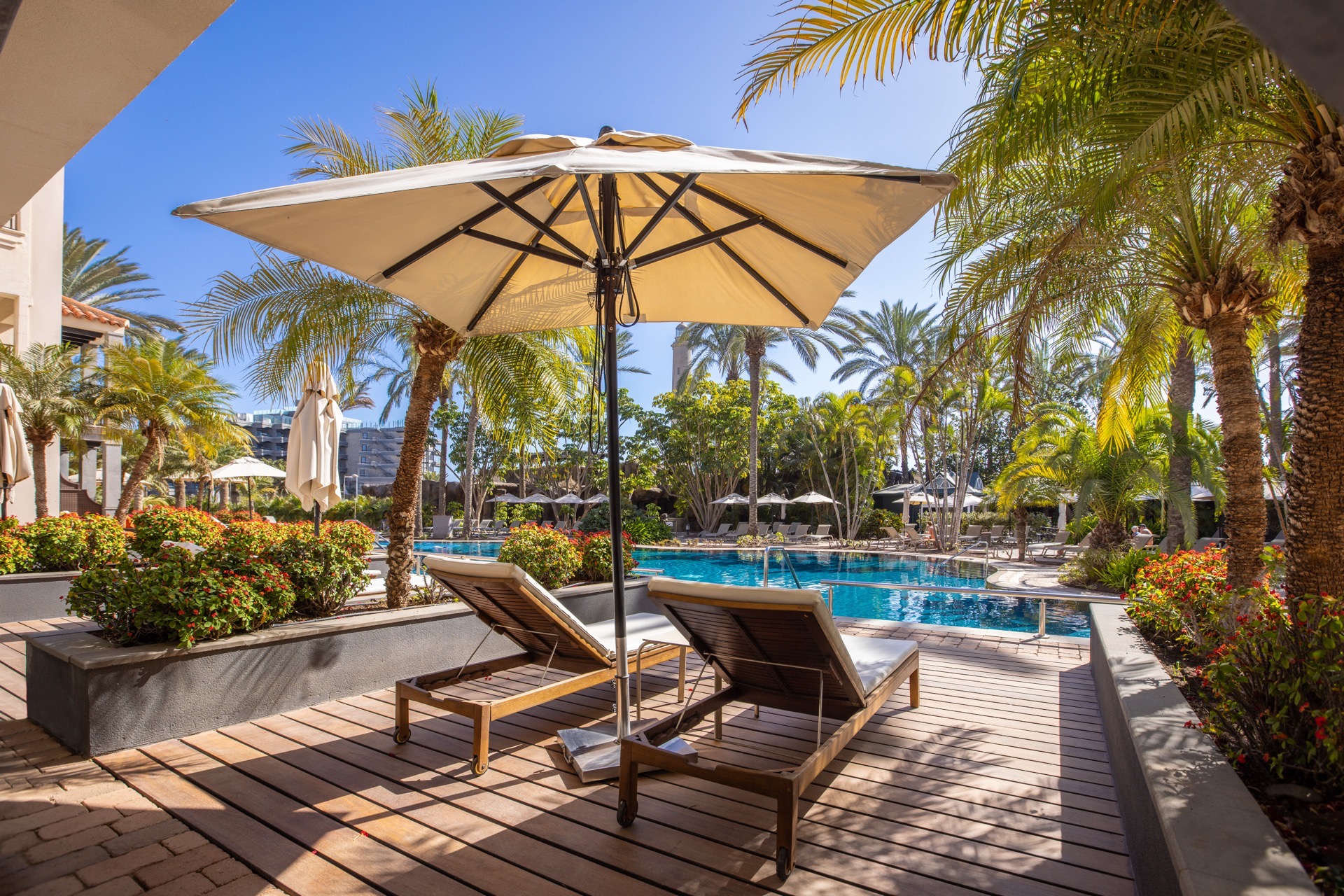 terraza habitación unique premium hotel lopesan costa meloneras fotos