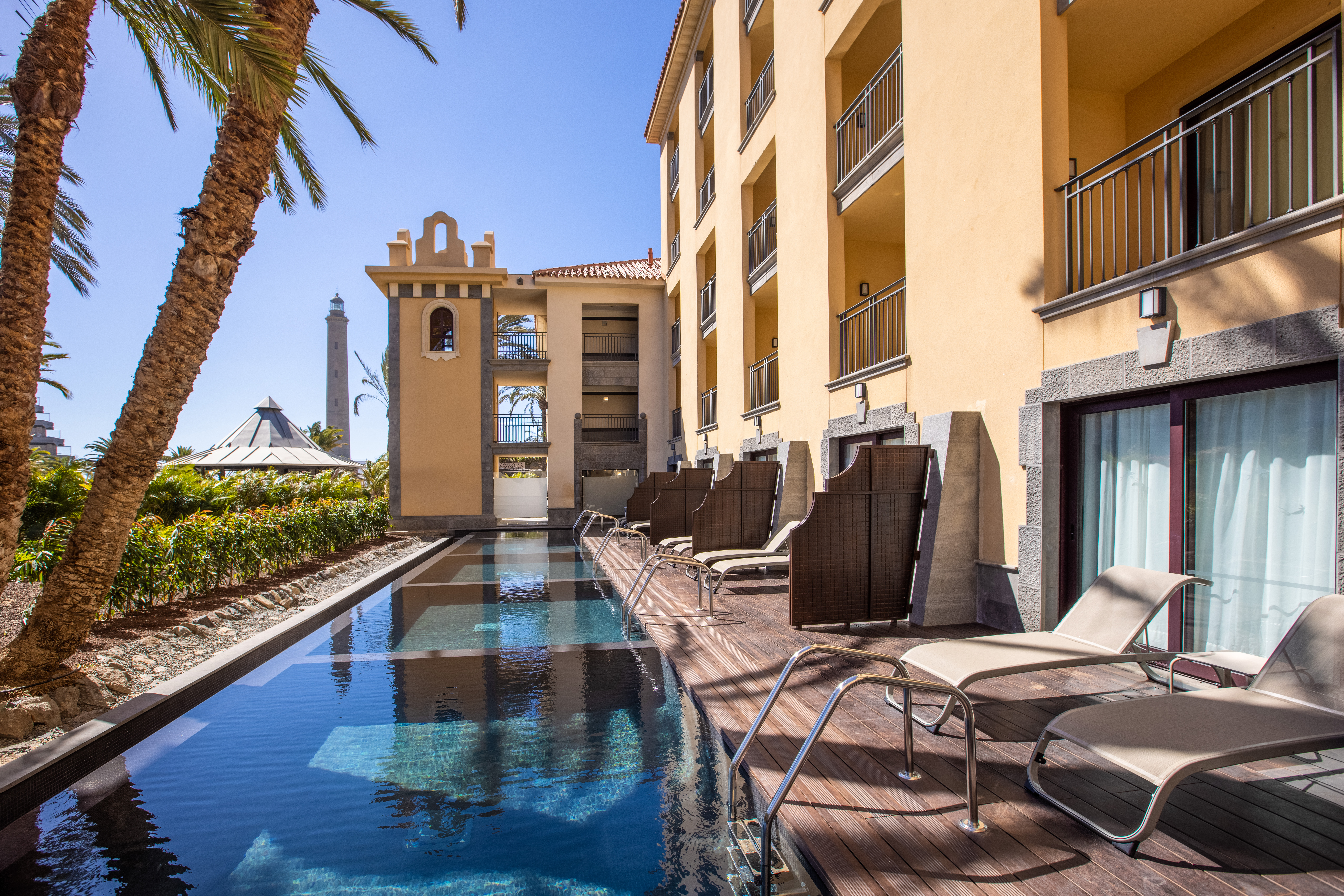 imágenes habitación unique premium hotel lopesan costa meloneras