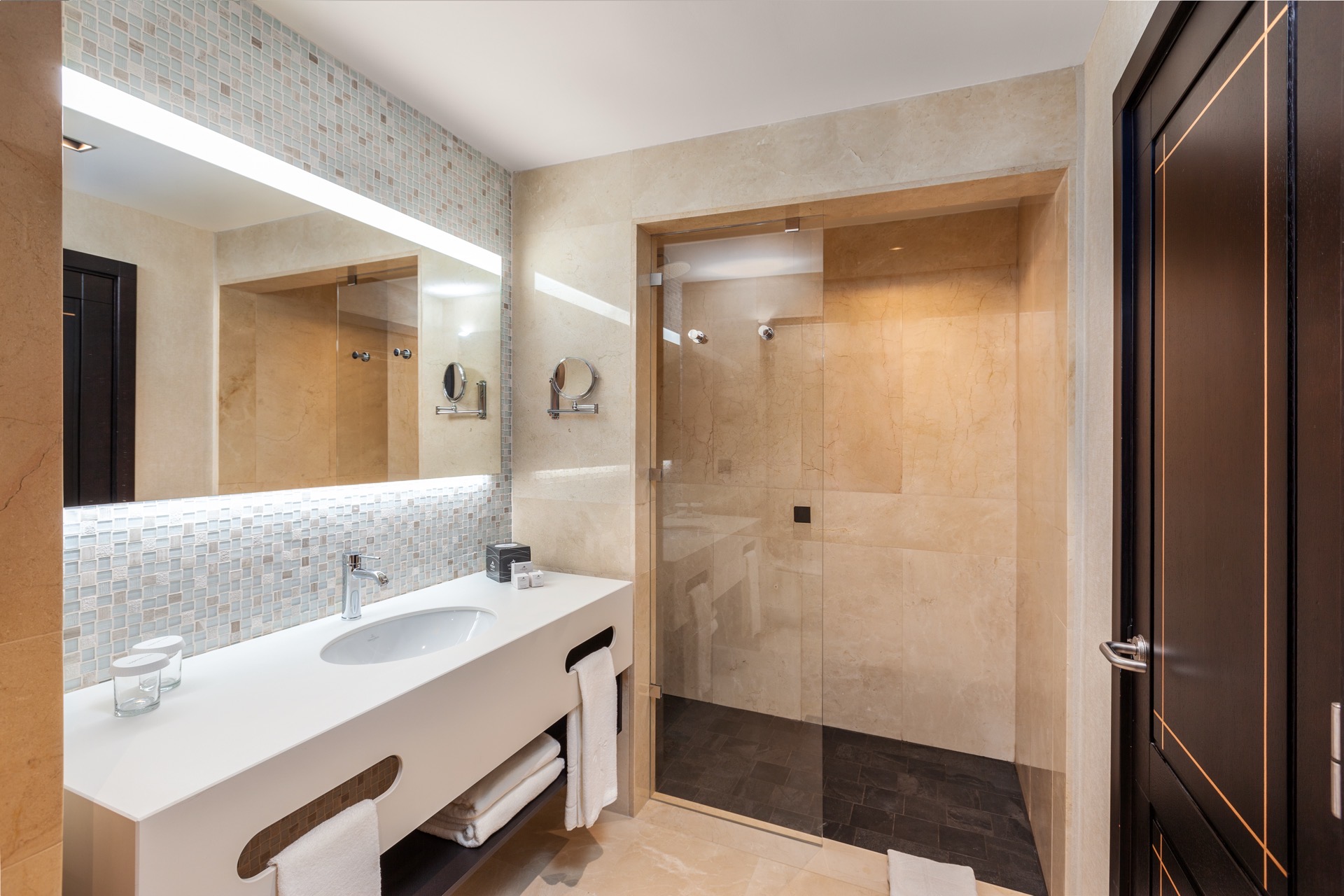 baño suite hotel lopesan costa meloneras