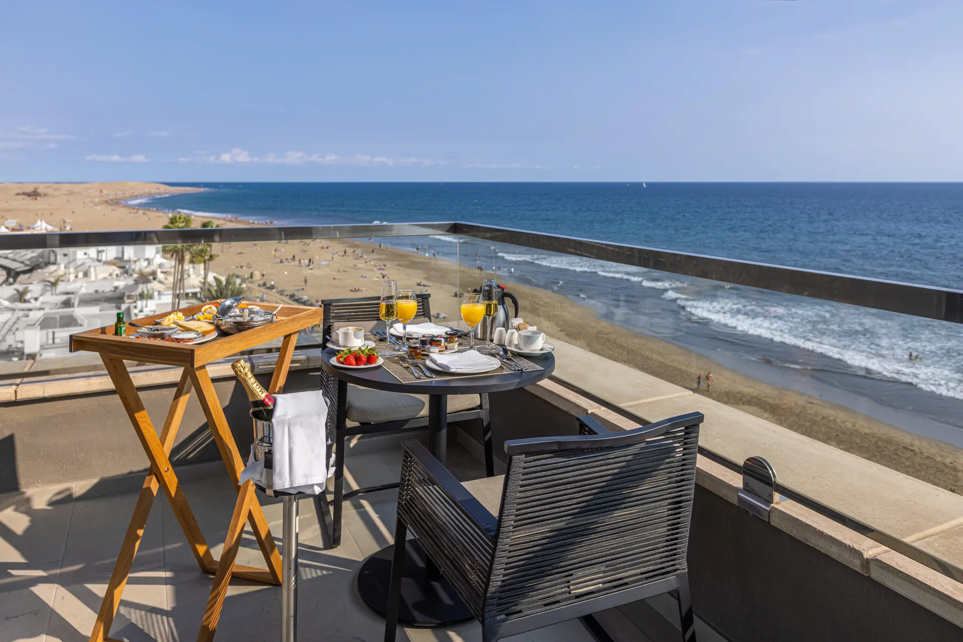 photos room terrace hotel faro lopesan collection