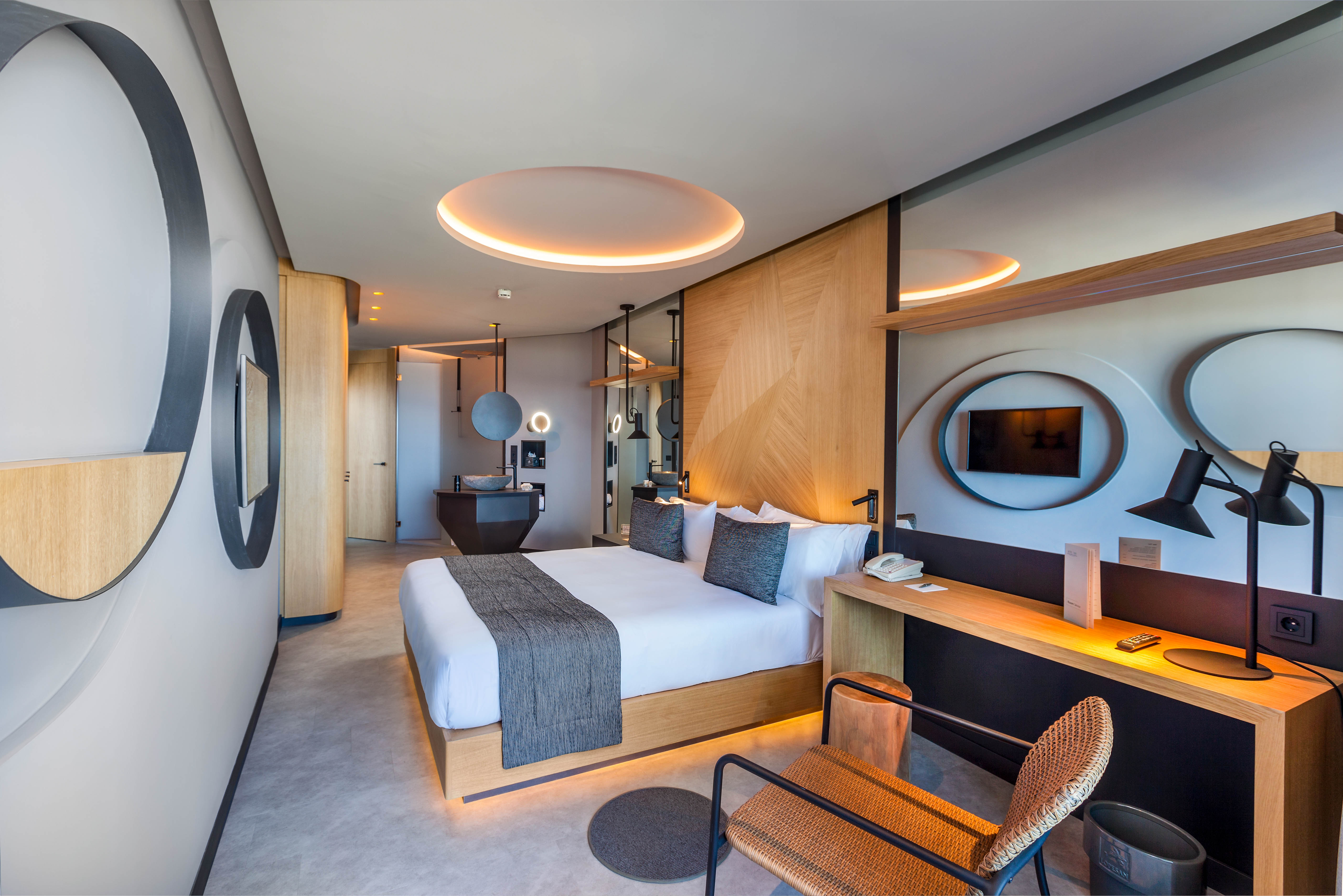 bed deluxe double room hotel faro lopesan collection