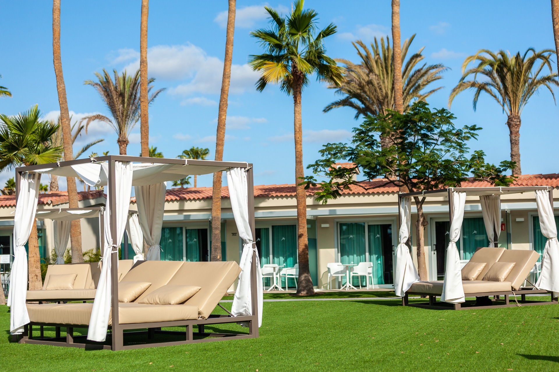 fotos hotel kumara serenoa zona hamacas