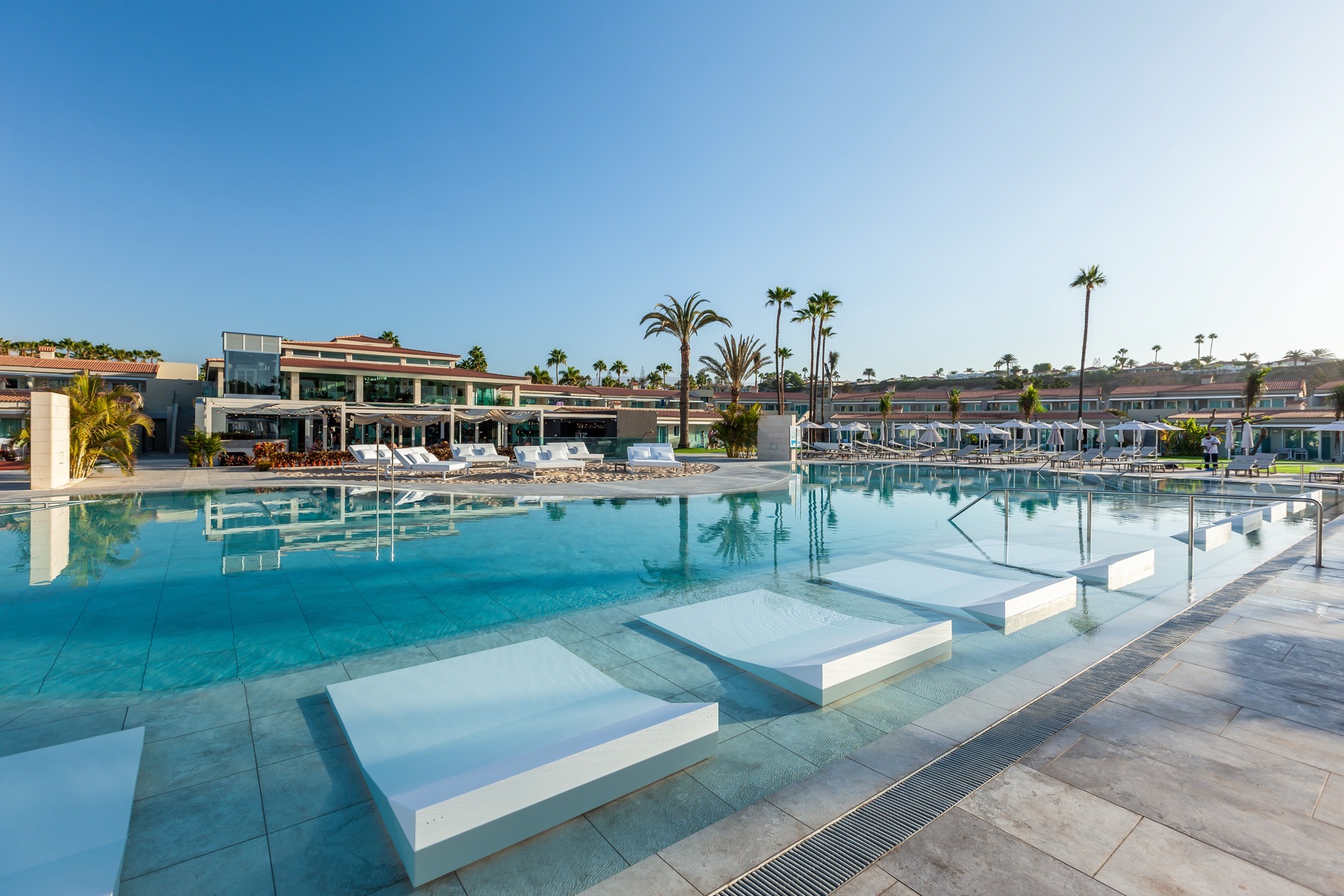 images and photos kumara serenoa by lopesan hotels main pool