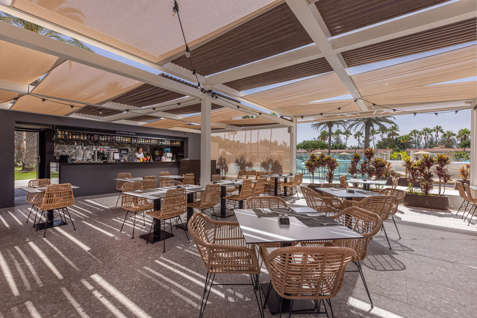 fotos bar hotel kumara serenoa