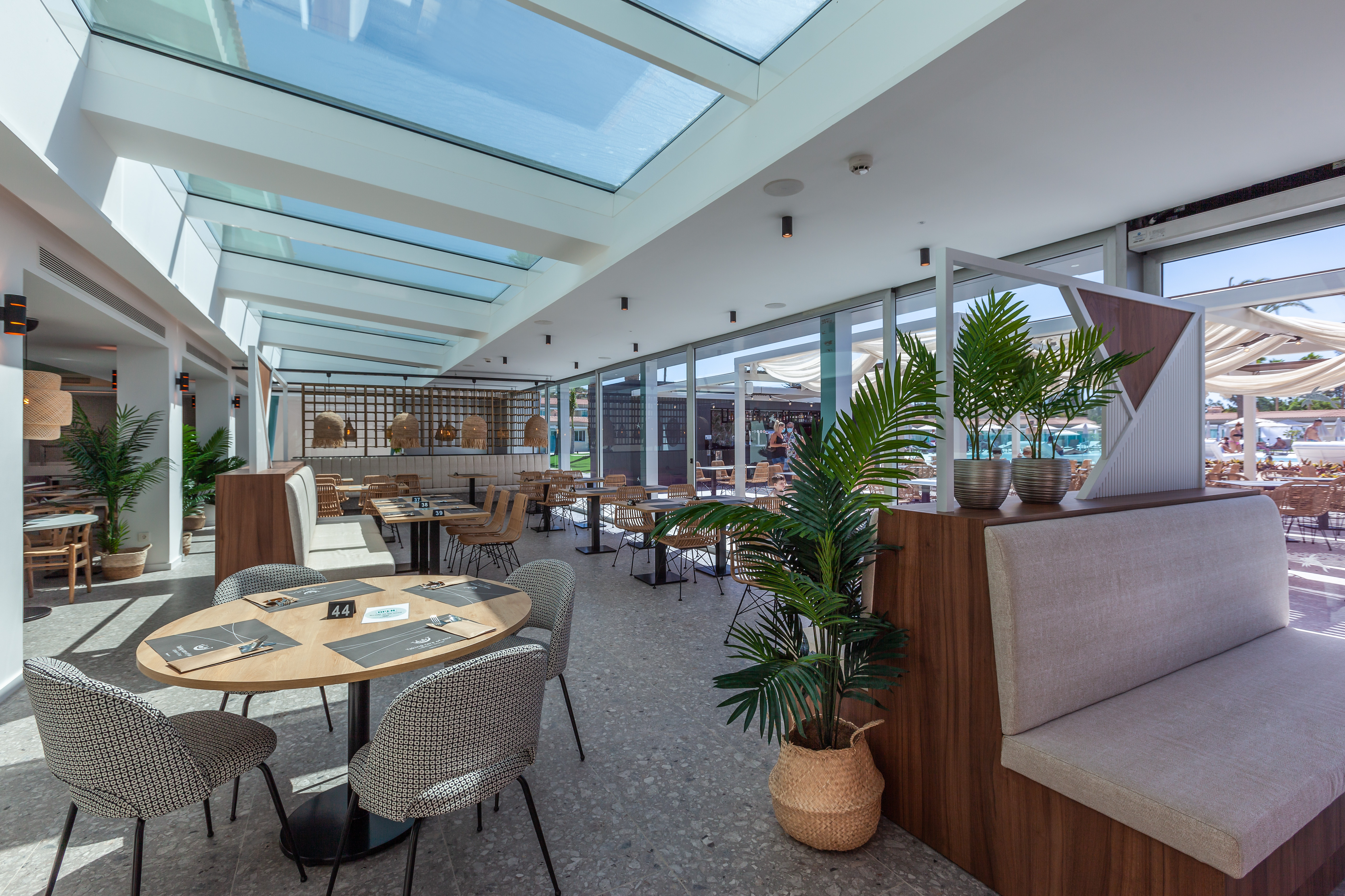 images and photos kumara serenoa by lopesan hotels buffet palmera