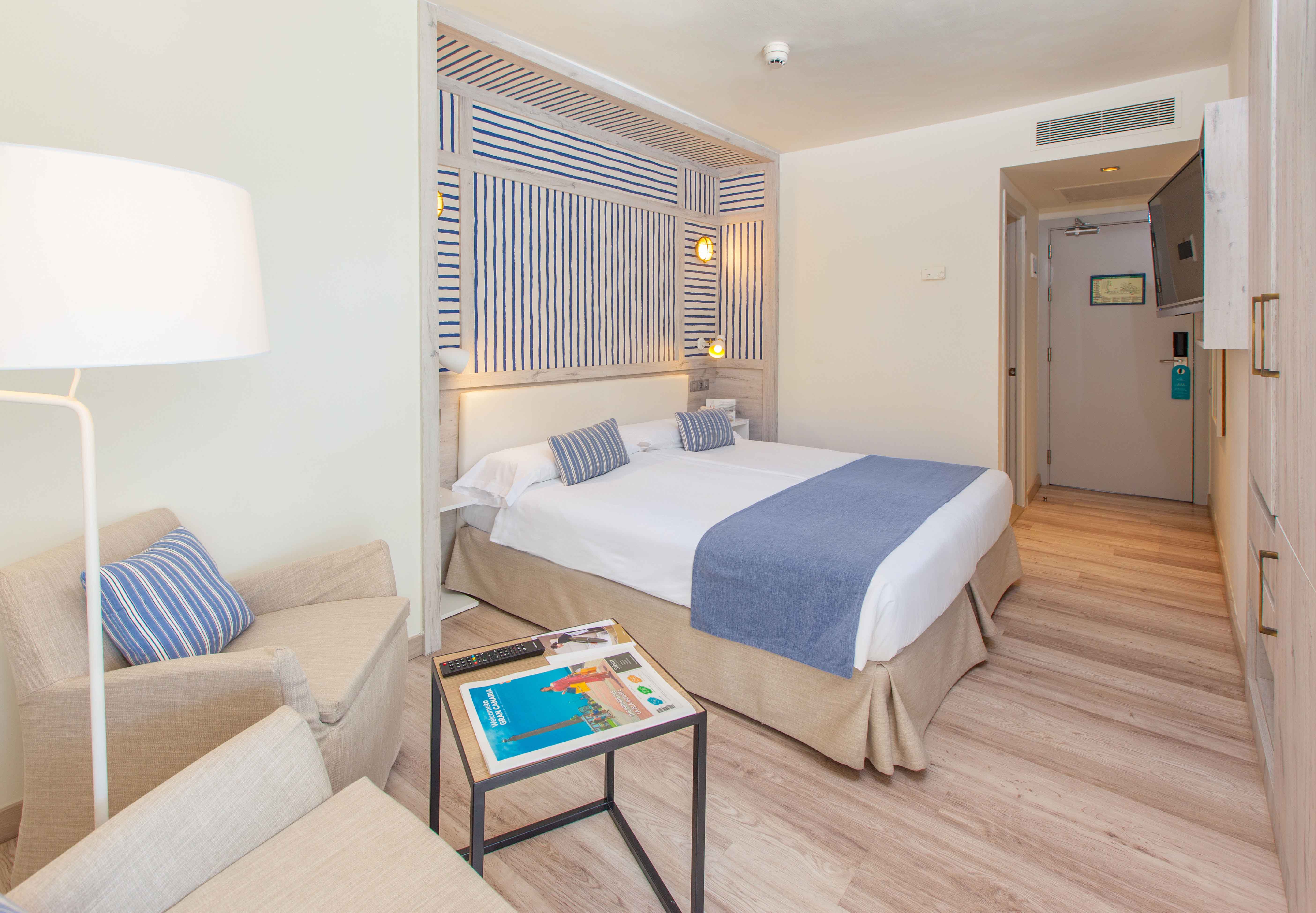 zimmer corallium beach by lopesan hotels