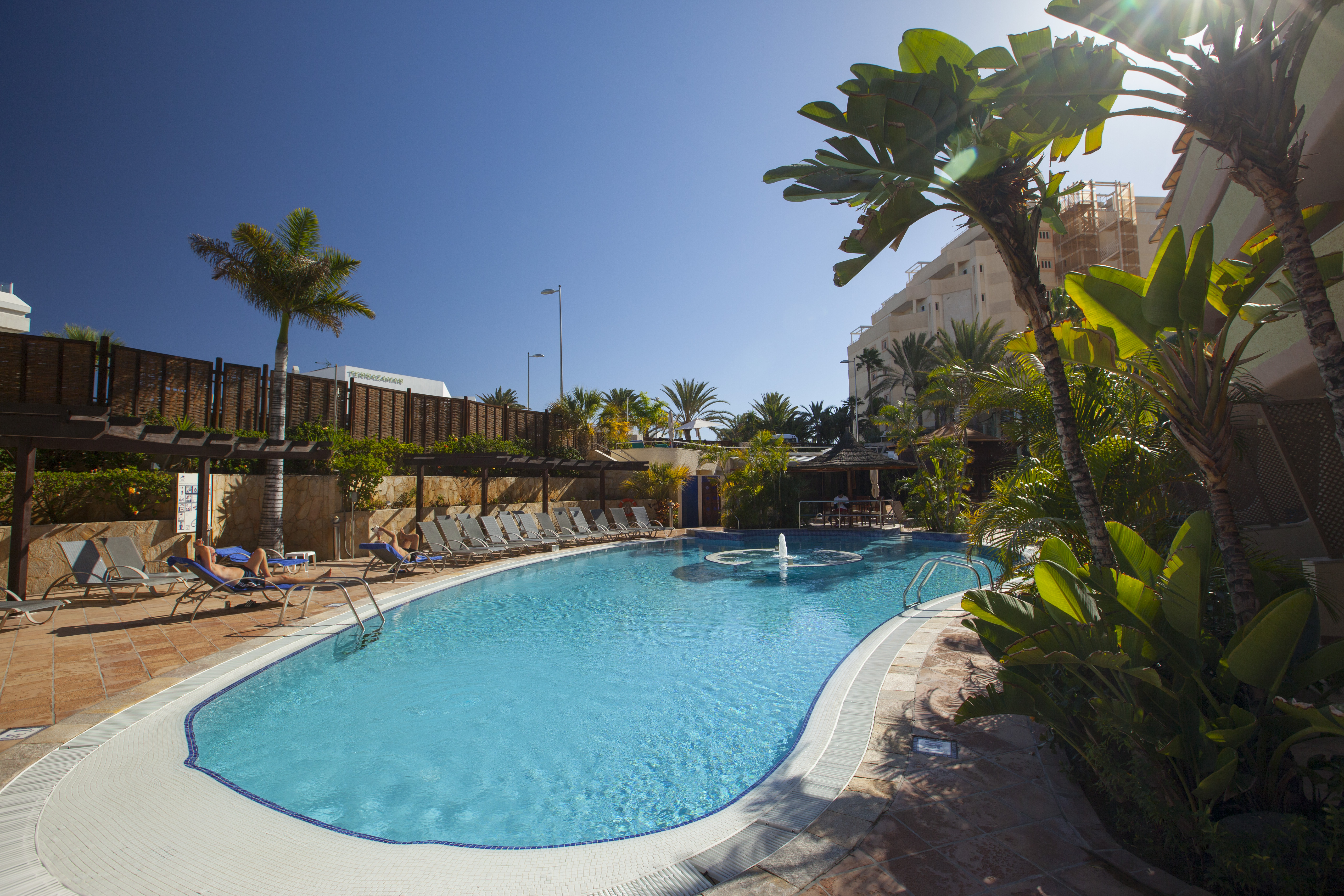 photos pools corallium dunamar