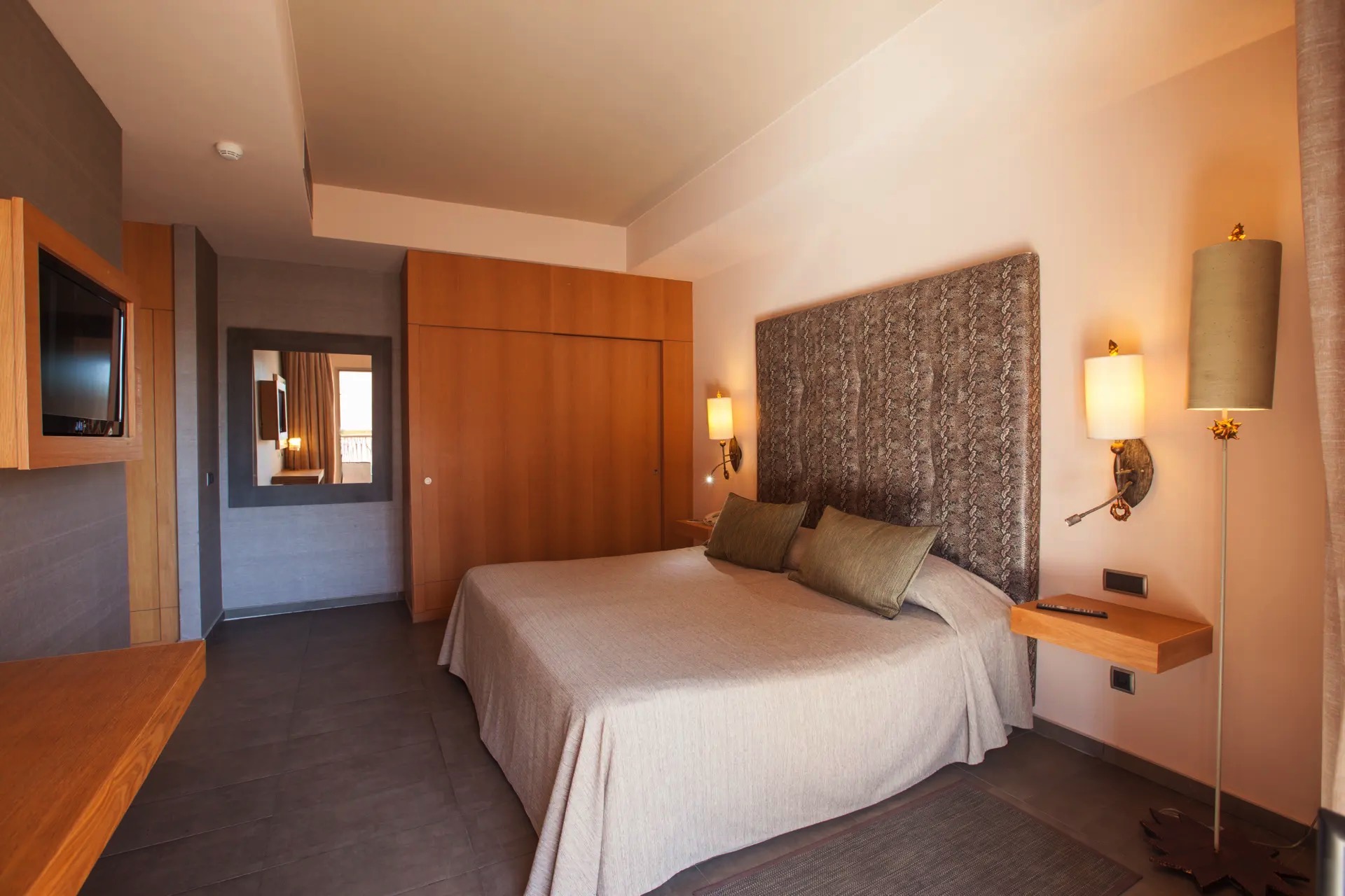 cama habitación doble estandar adaptada lopesan baobab