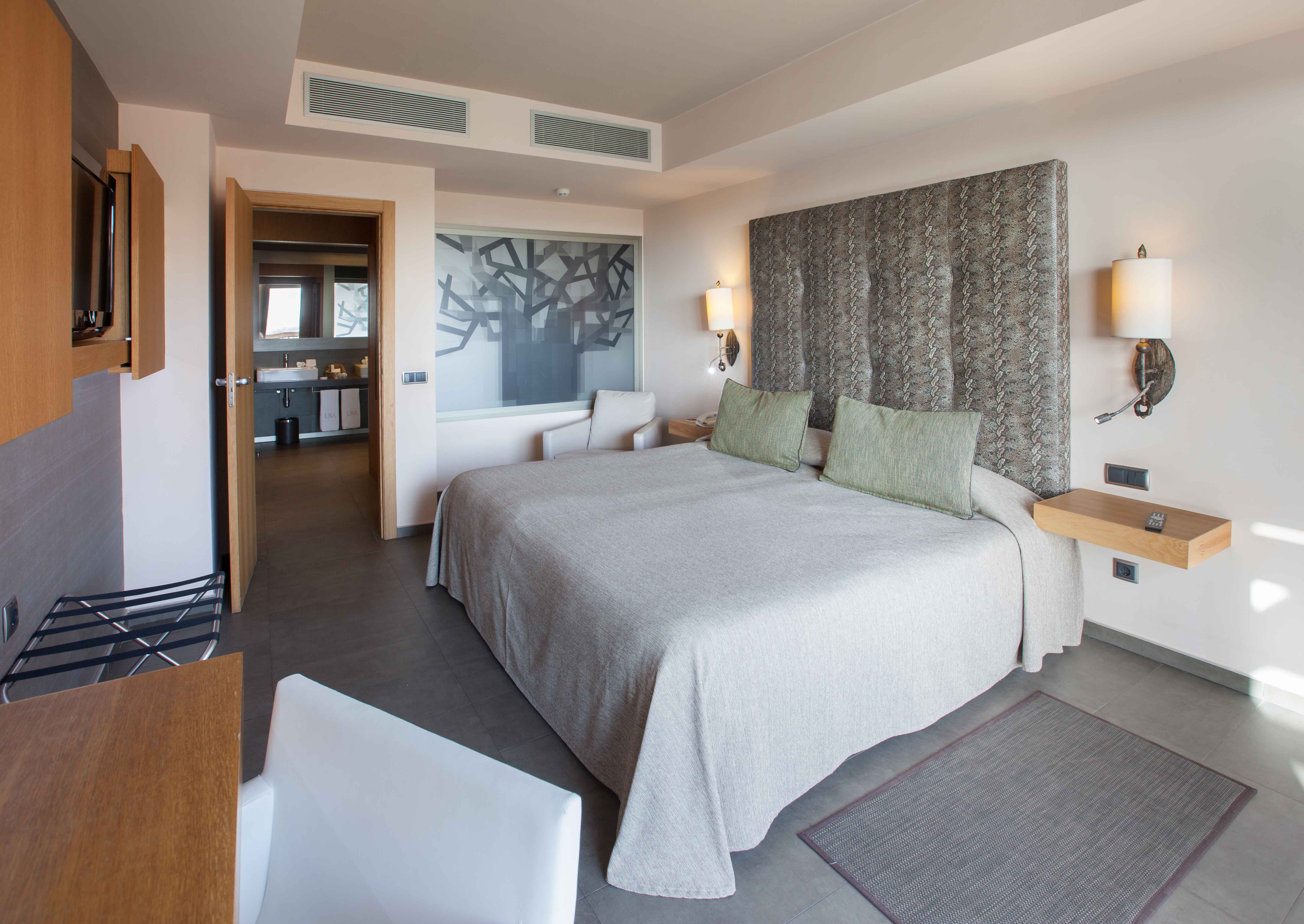 bett junior suite lopesan baobab resort