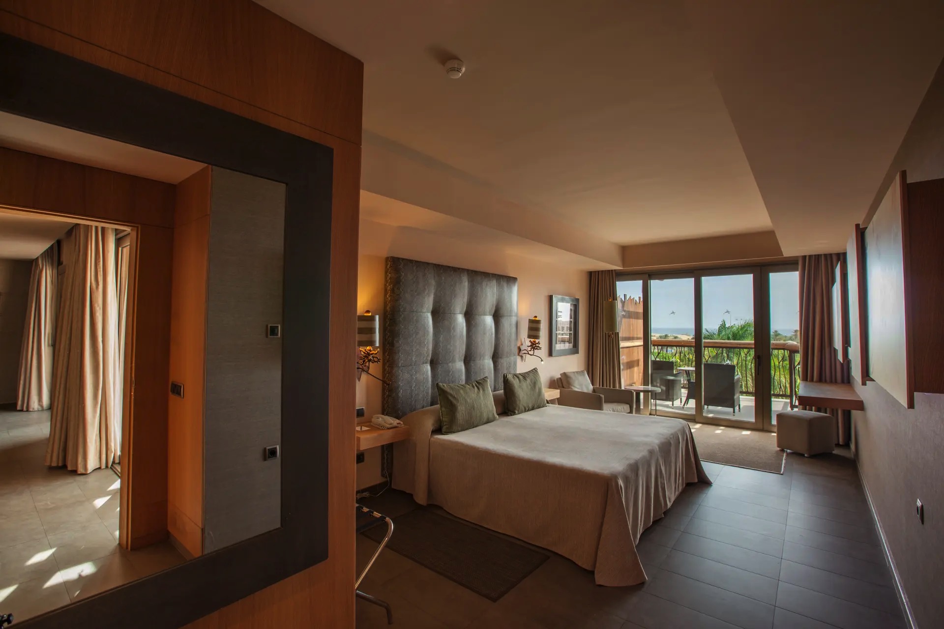 cama senior suite lopesan baobab