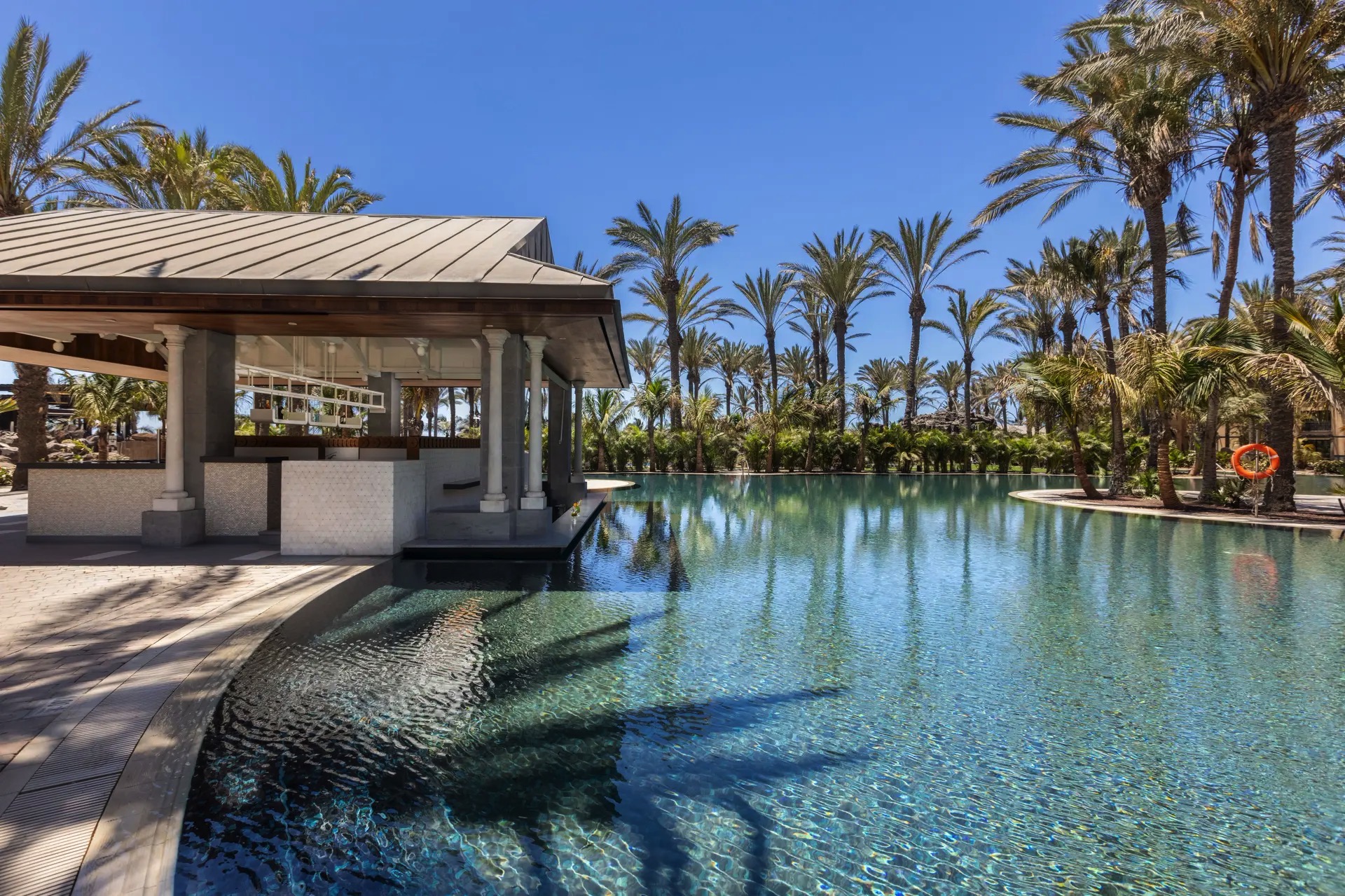 vistas bar piscina hotel lopesan costa meloneras