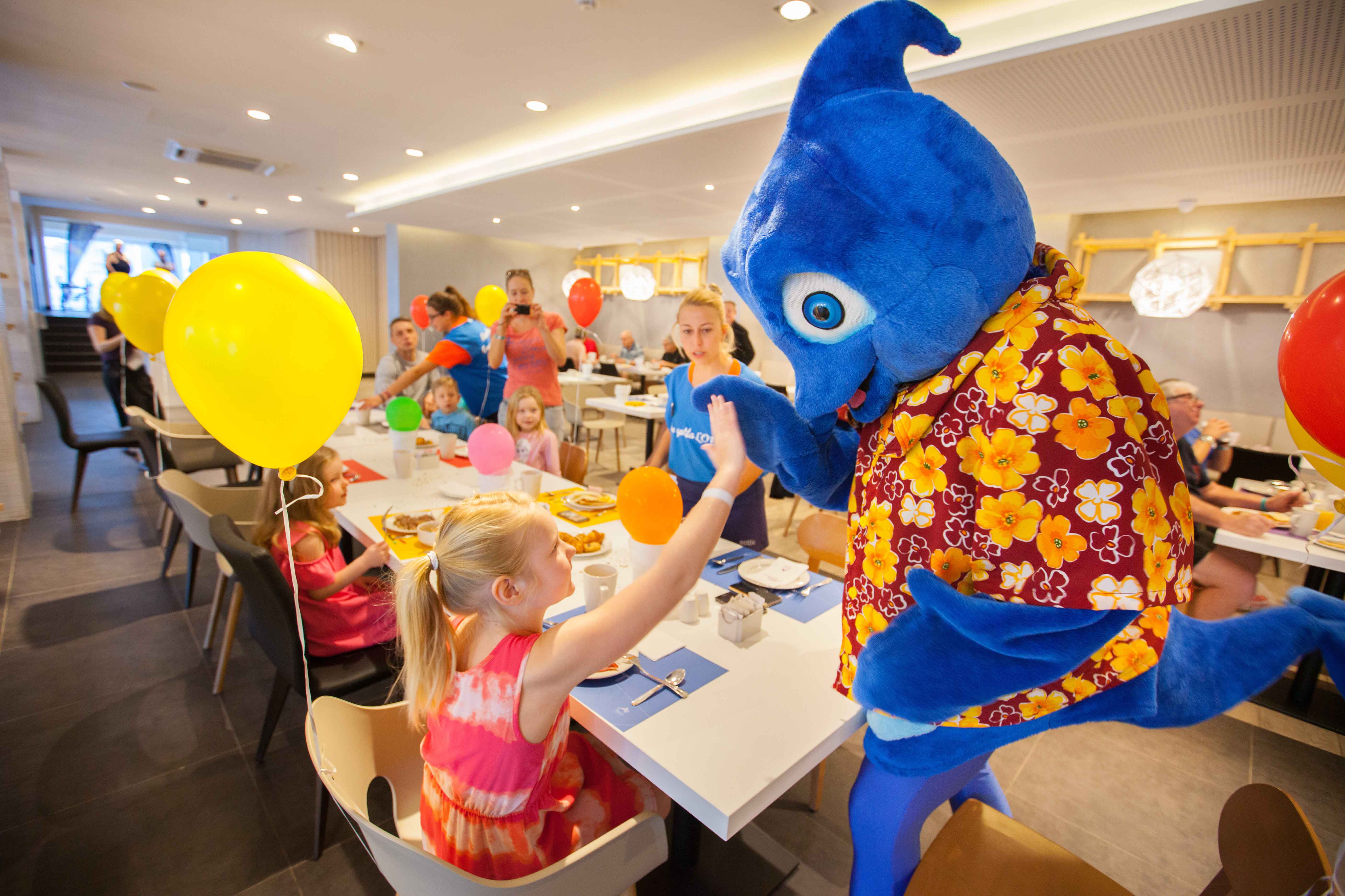 aktivitaeten mit panchi abora catarina by lopesan hotels