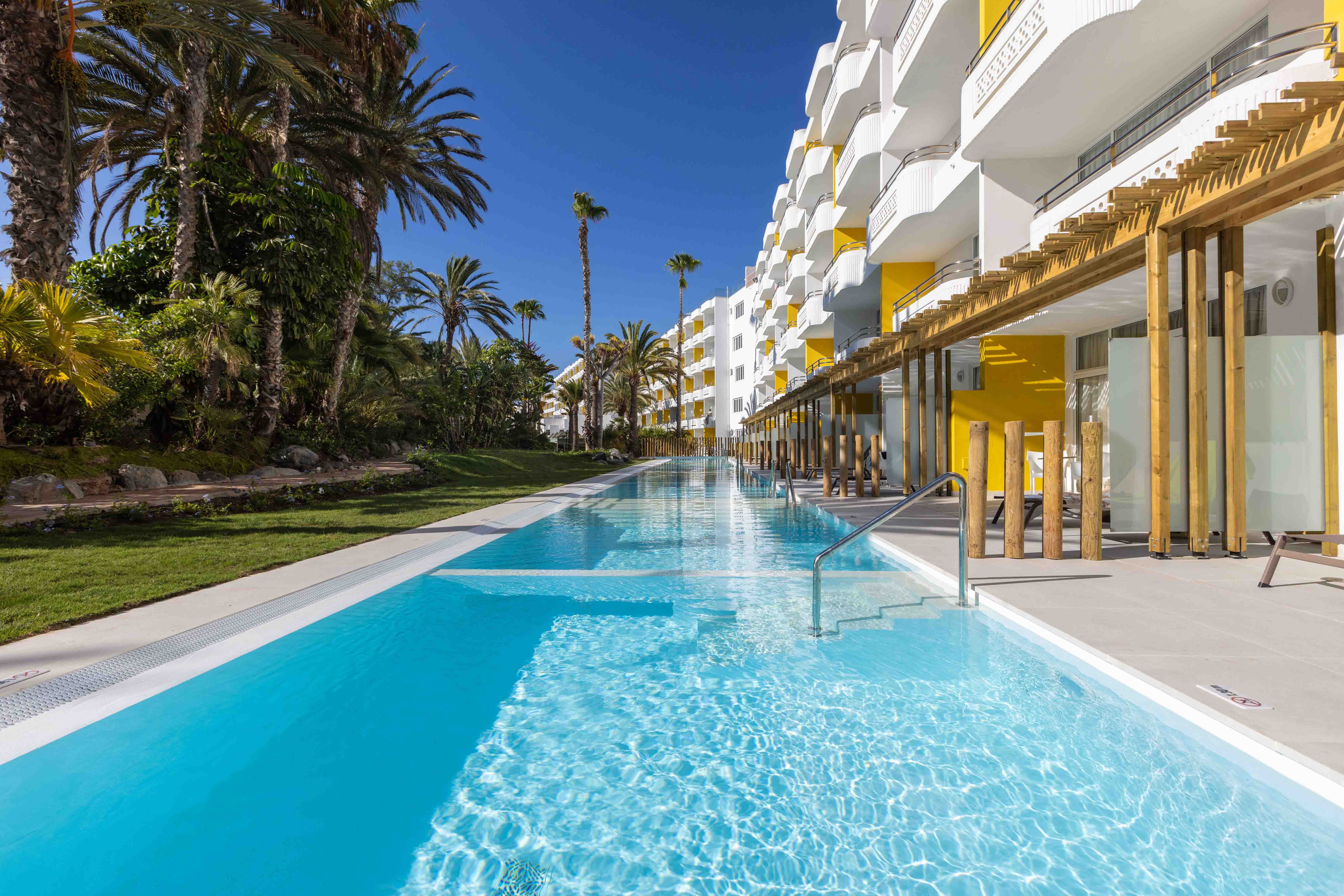 schwimmbad hotel abora catarina by lopesan