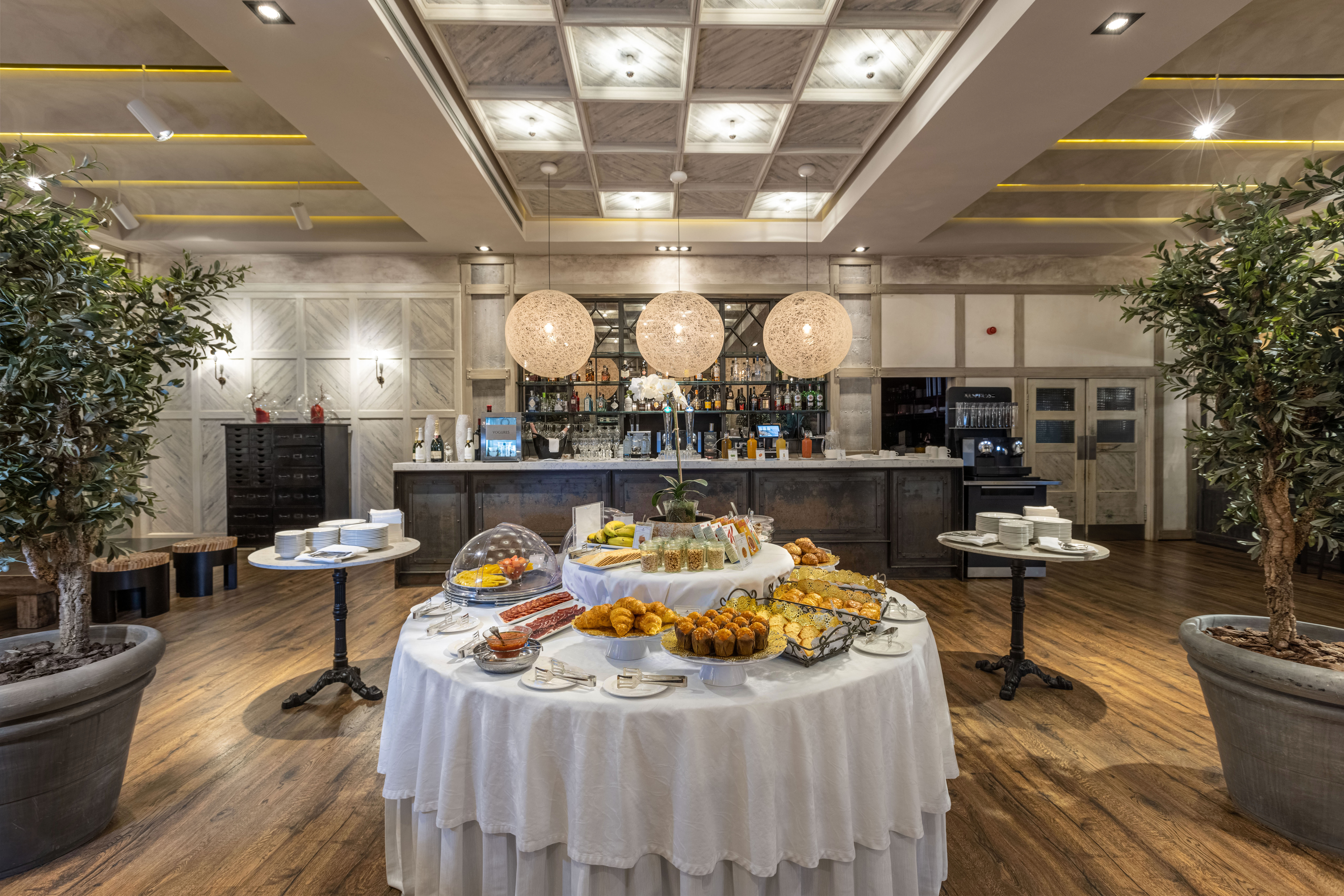 BAOBAB BUFFET - LOPESAN BOABAB