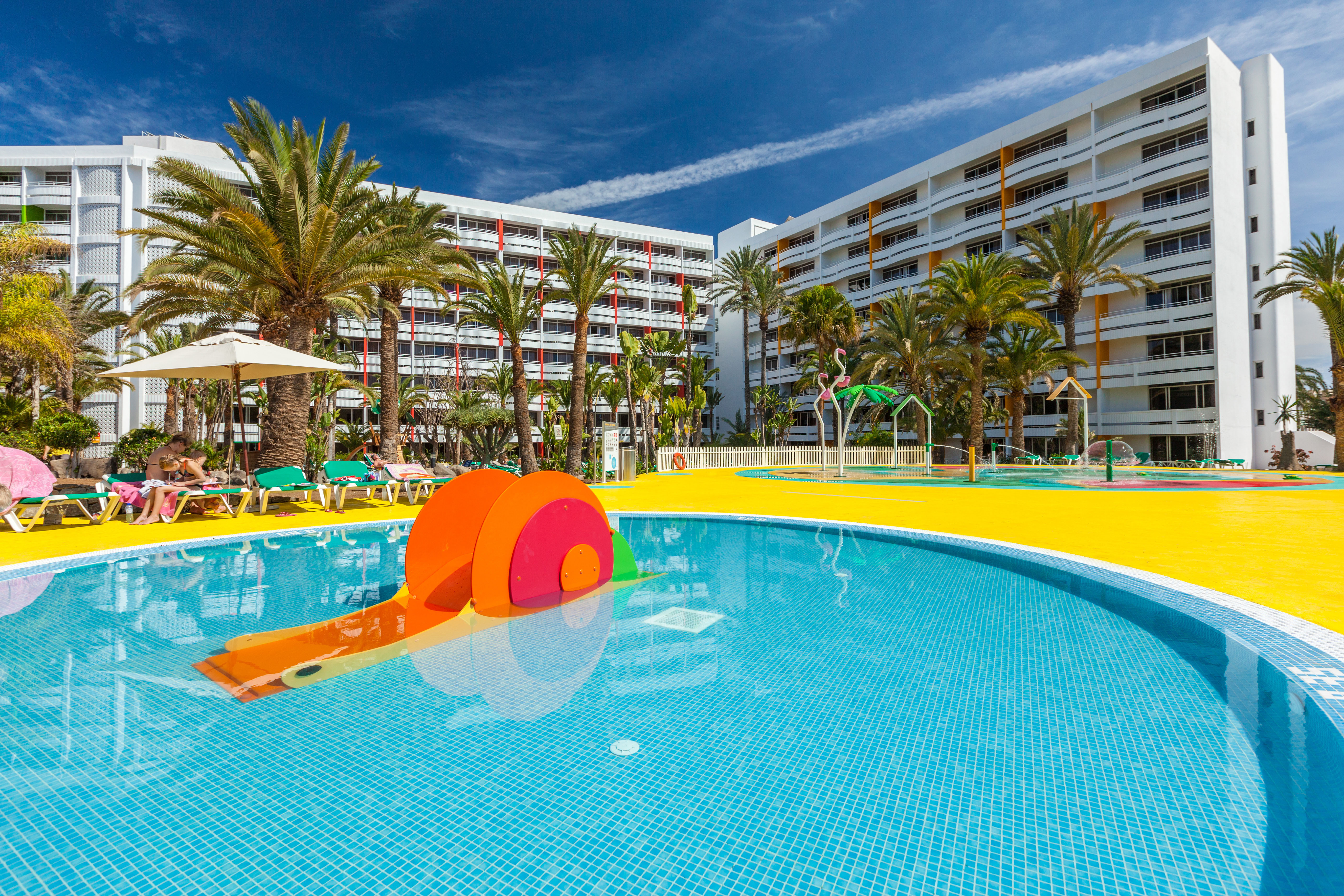 piscina exterior abora buenaventura lopesan