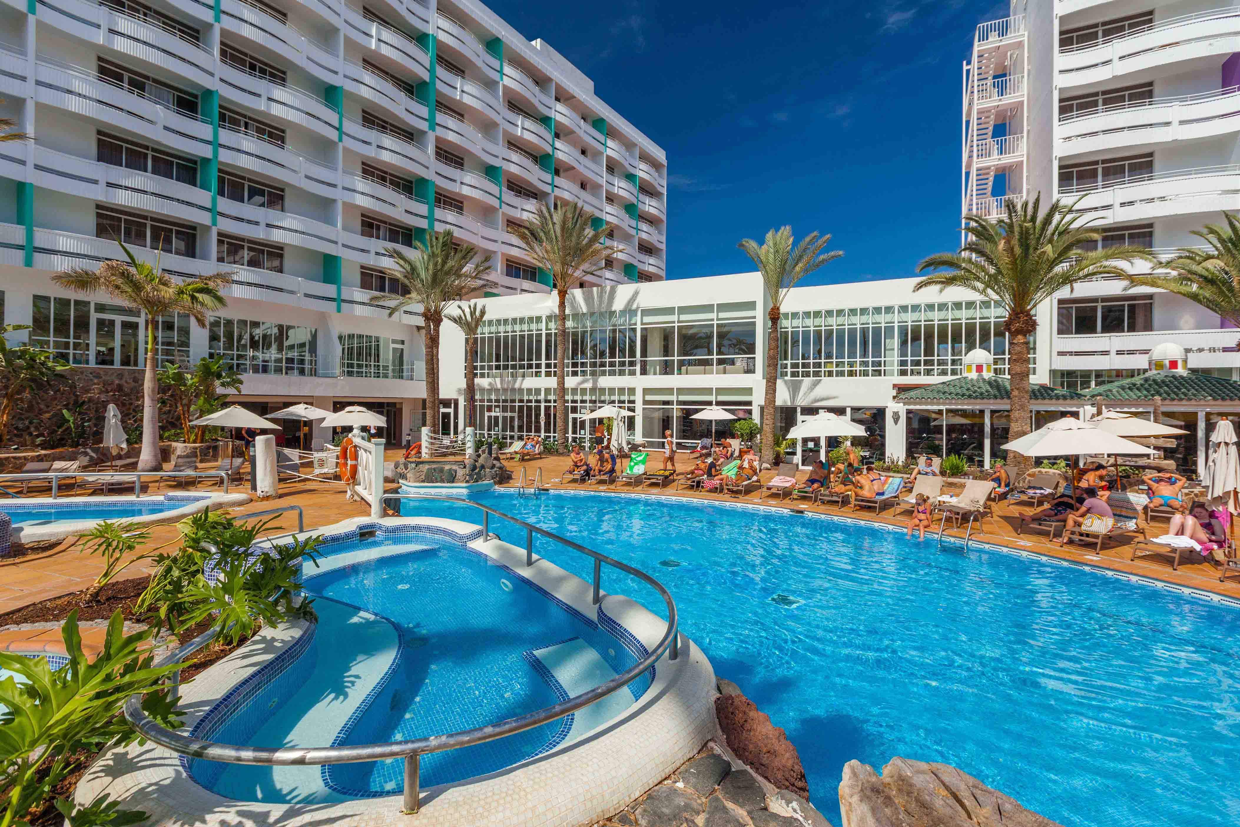 island swimming pool abora buenaventura by lopesan hotels