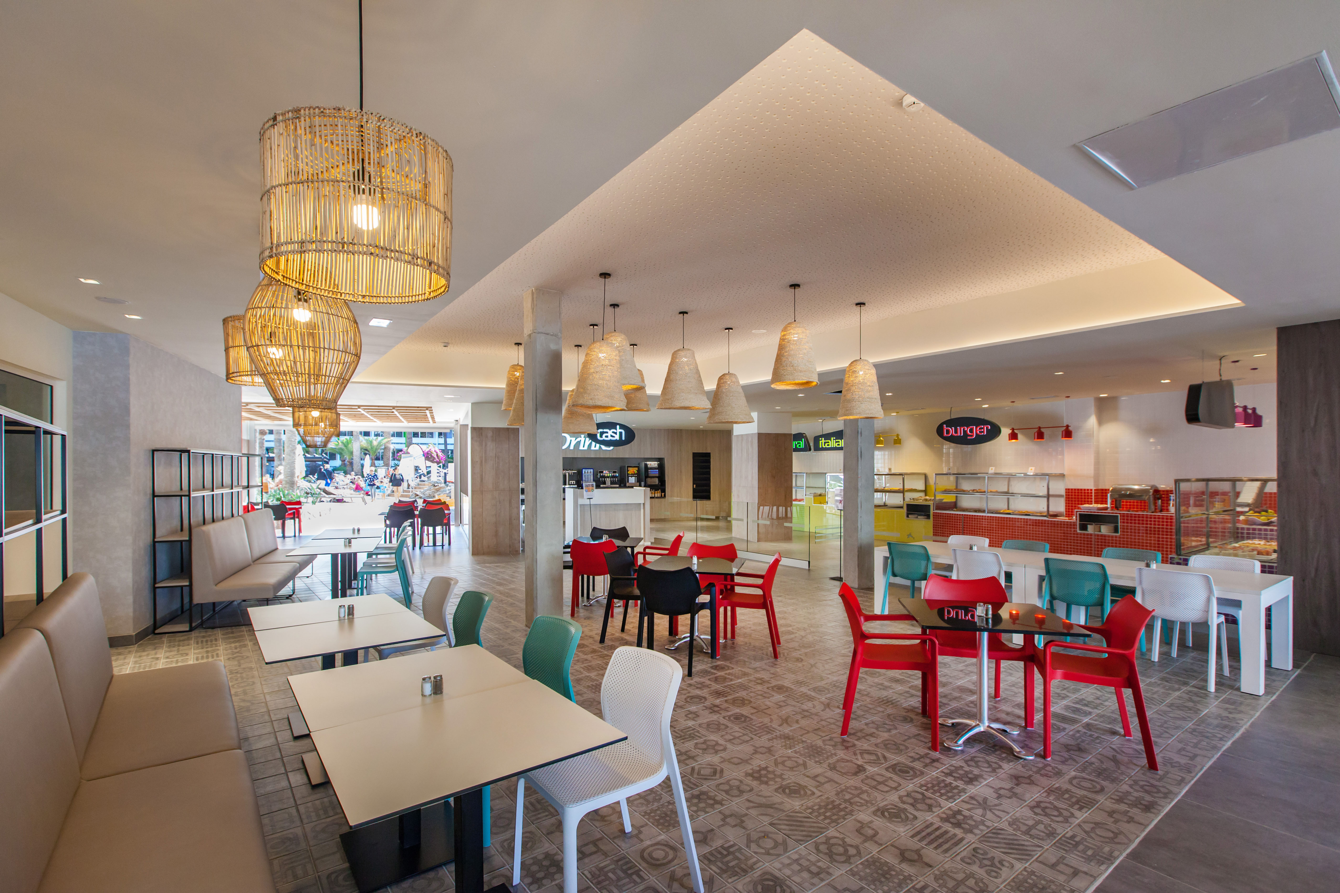 snack bar abora buenaventura food court