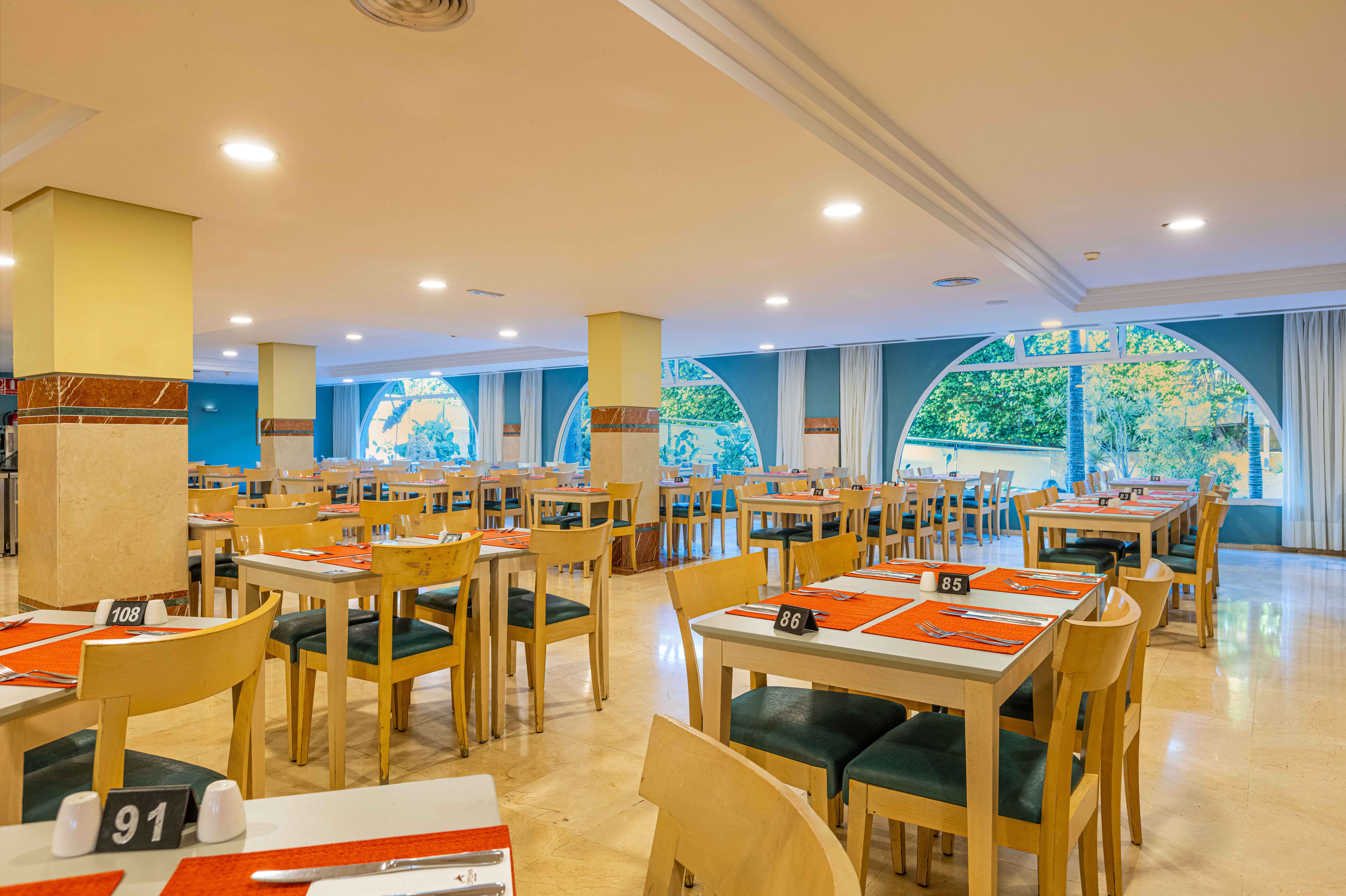 buffet ifa altamarena by lopesan hotels