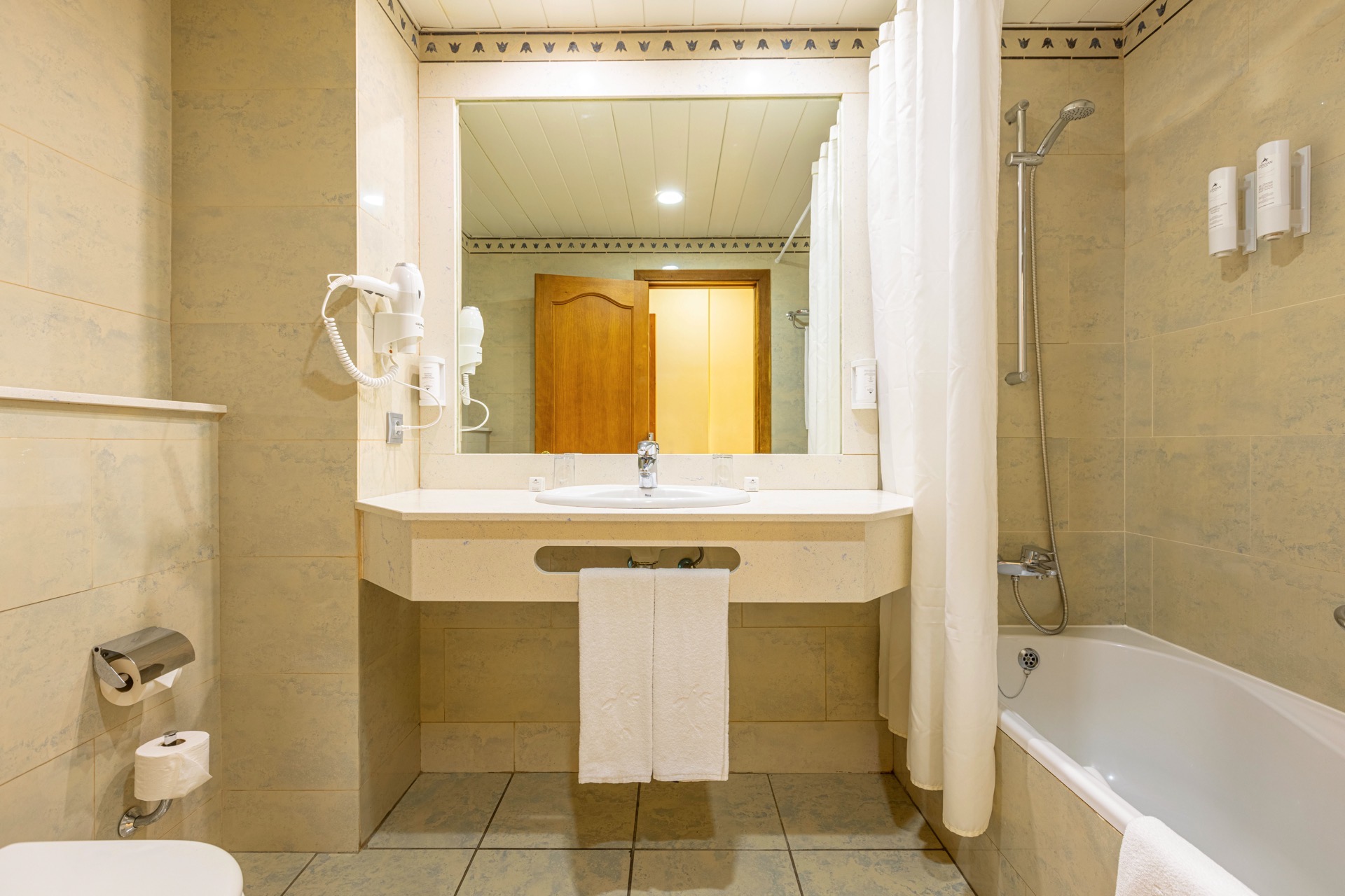 bano habitaciones doble estandar ifa altamarena hotel