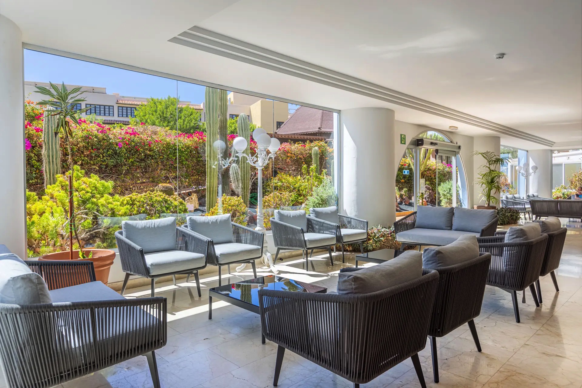 Interiores comunes POSICIÓN 21 0U4A0074.jpg sala-de-espera-ifa-altamarena-fotos waiting-room-ifa-altamarena-photos wartebereich-ifa-altamarena-fotos sala de espera ifa altamarena fotos waiting room ifa altamarena photos wartebereich ifa altamarena fotos