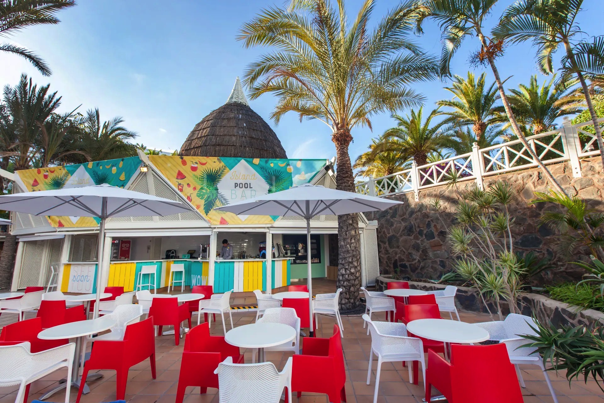 island bar terrasse pool abora buenaventura