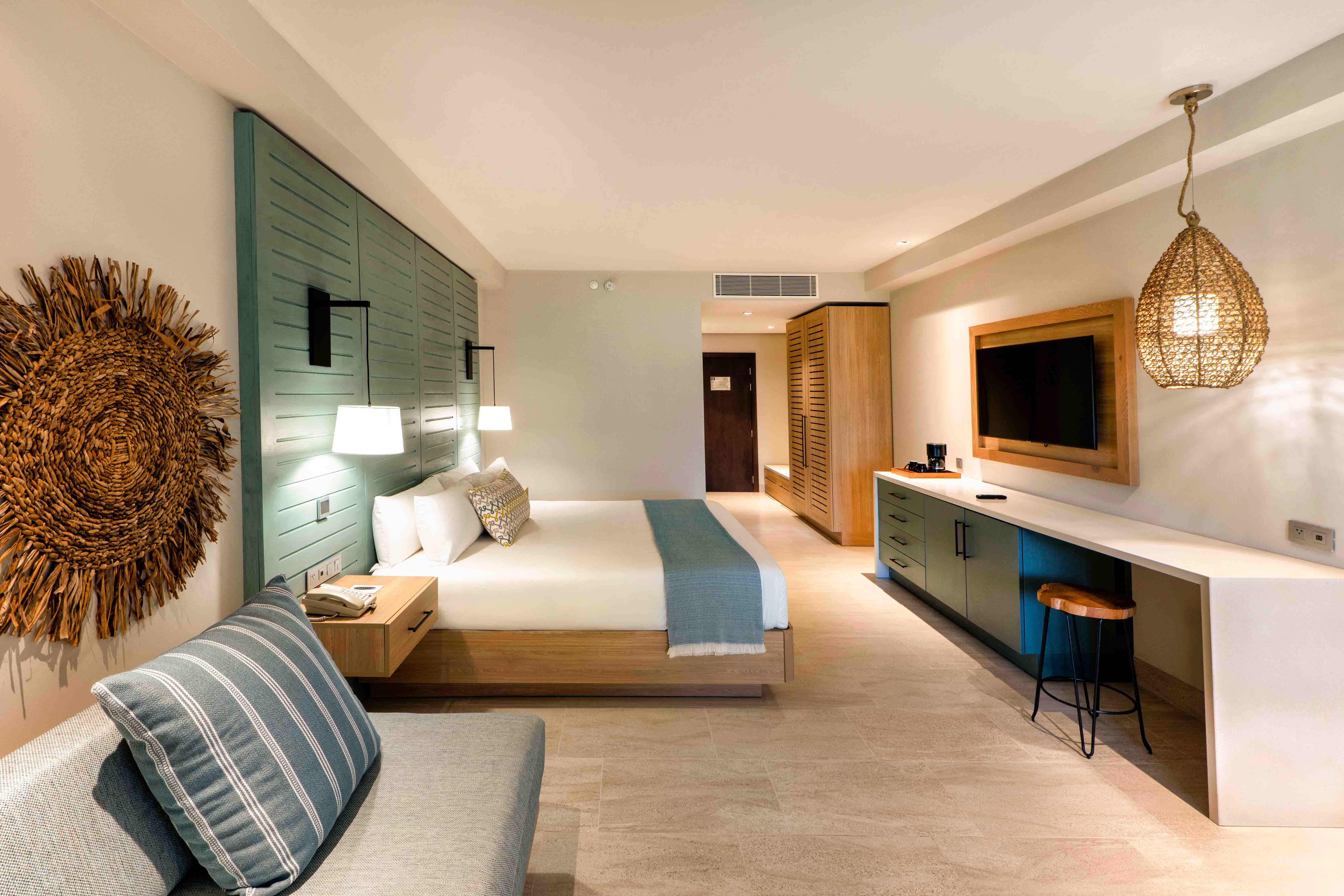 resort king economy junior suite lopesan costa bavaro resort spa & casino