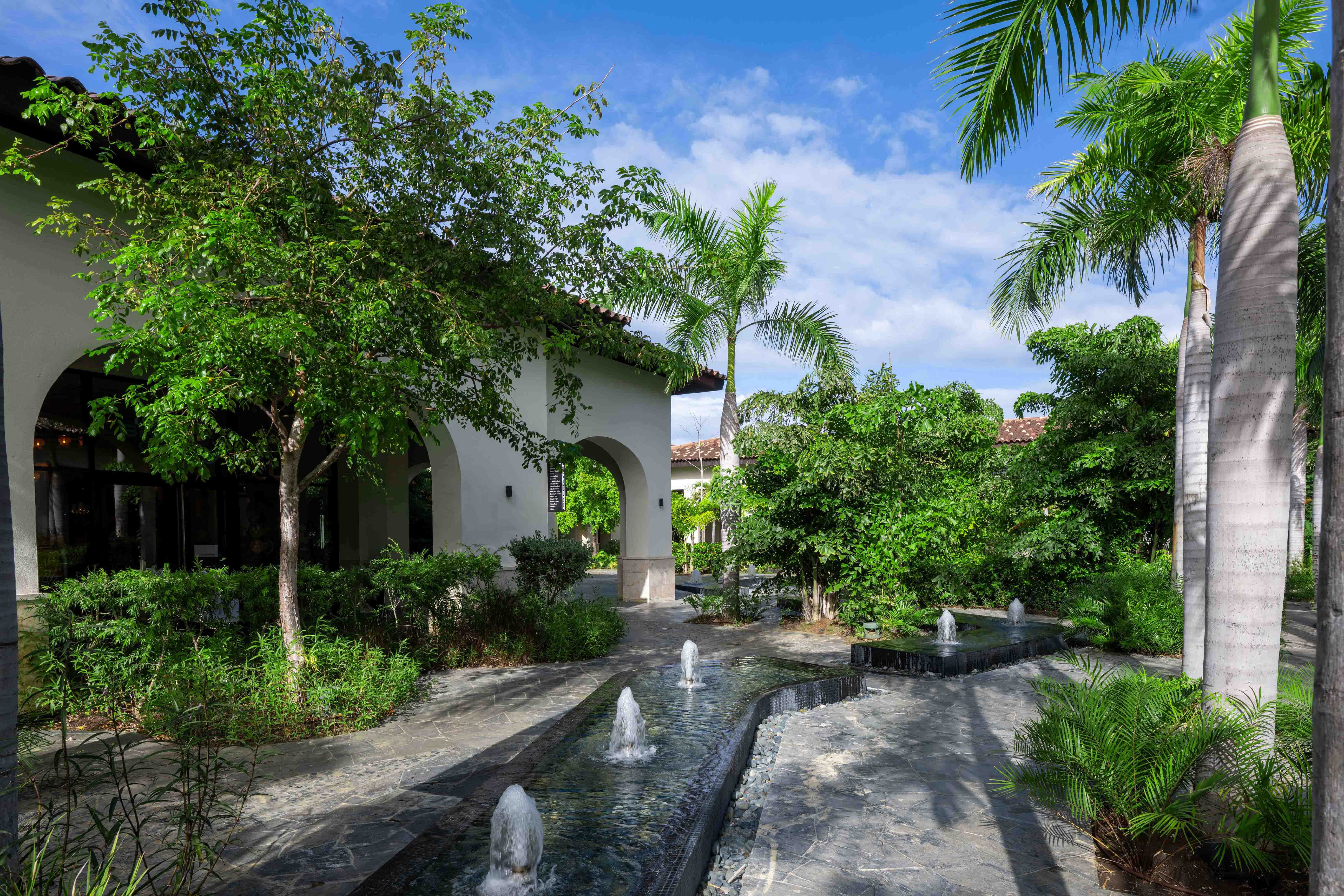 gardens the boulevard lopesan costa bávaro resort spa & casino