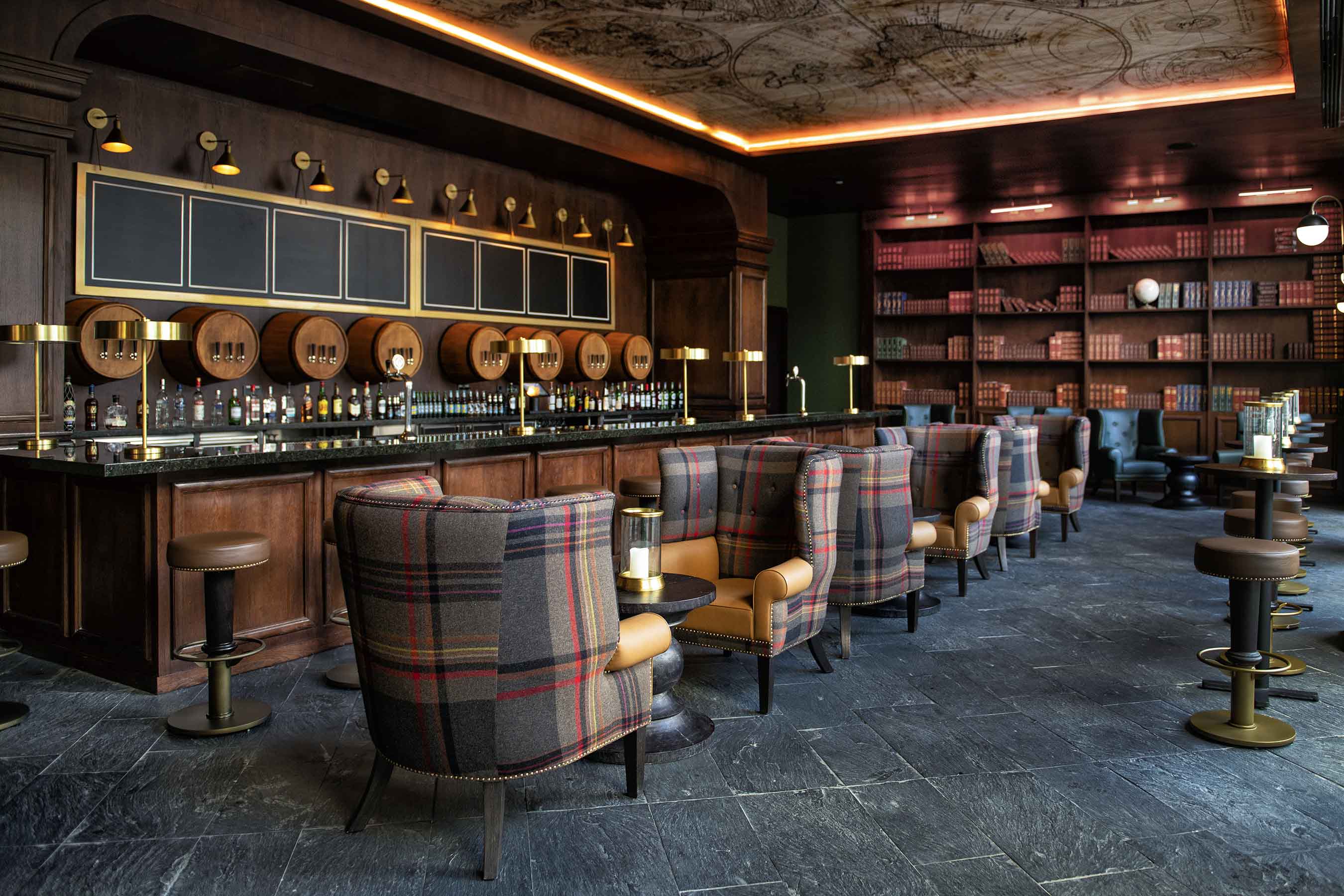 barra pub inglés bar lopesan costa bávaro resort spa & casino
