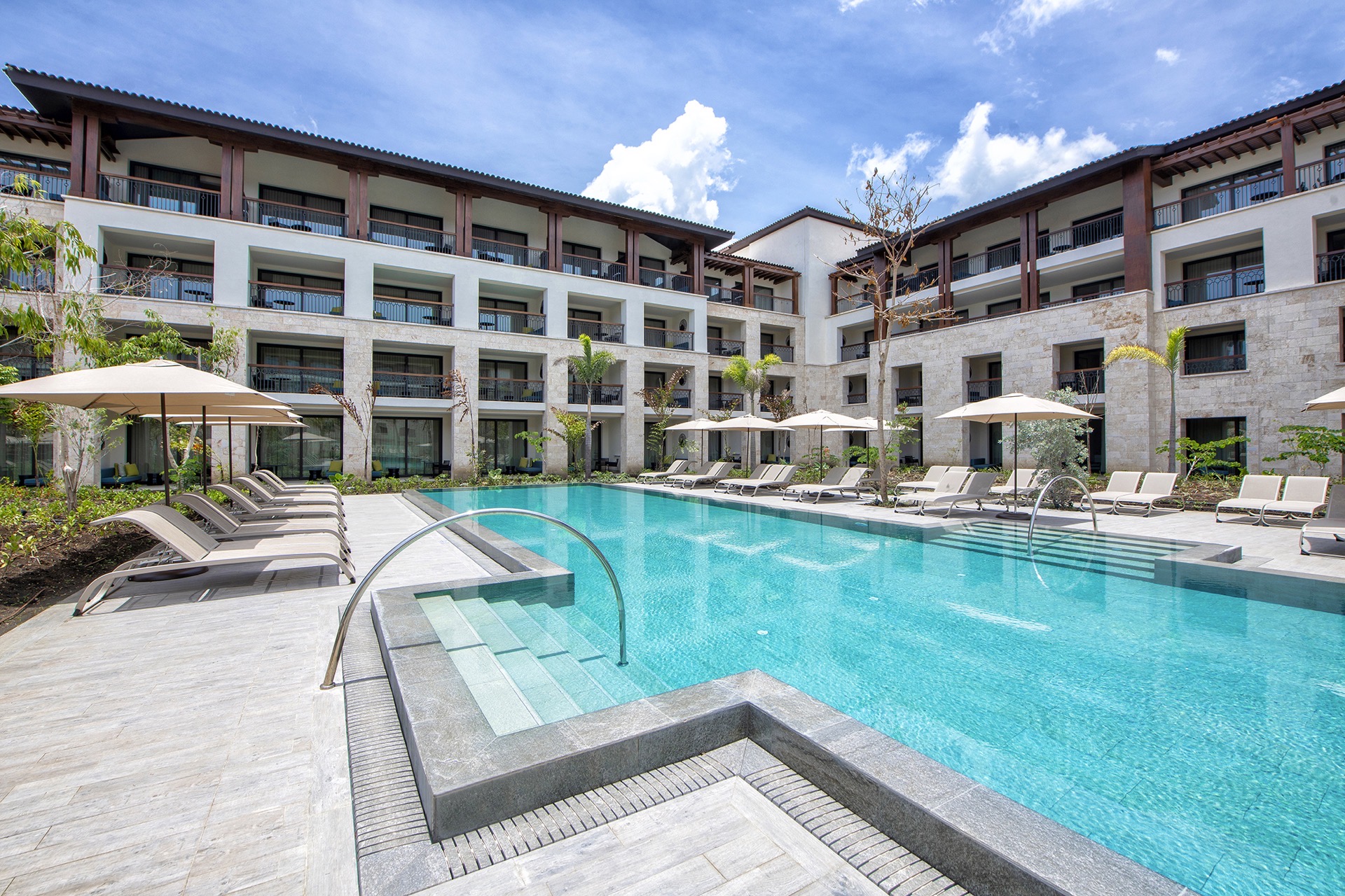 exterior pool lopesan costa bavaro photos