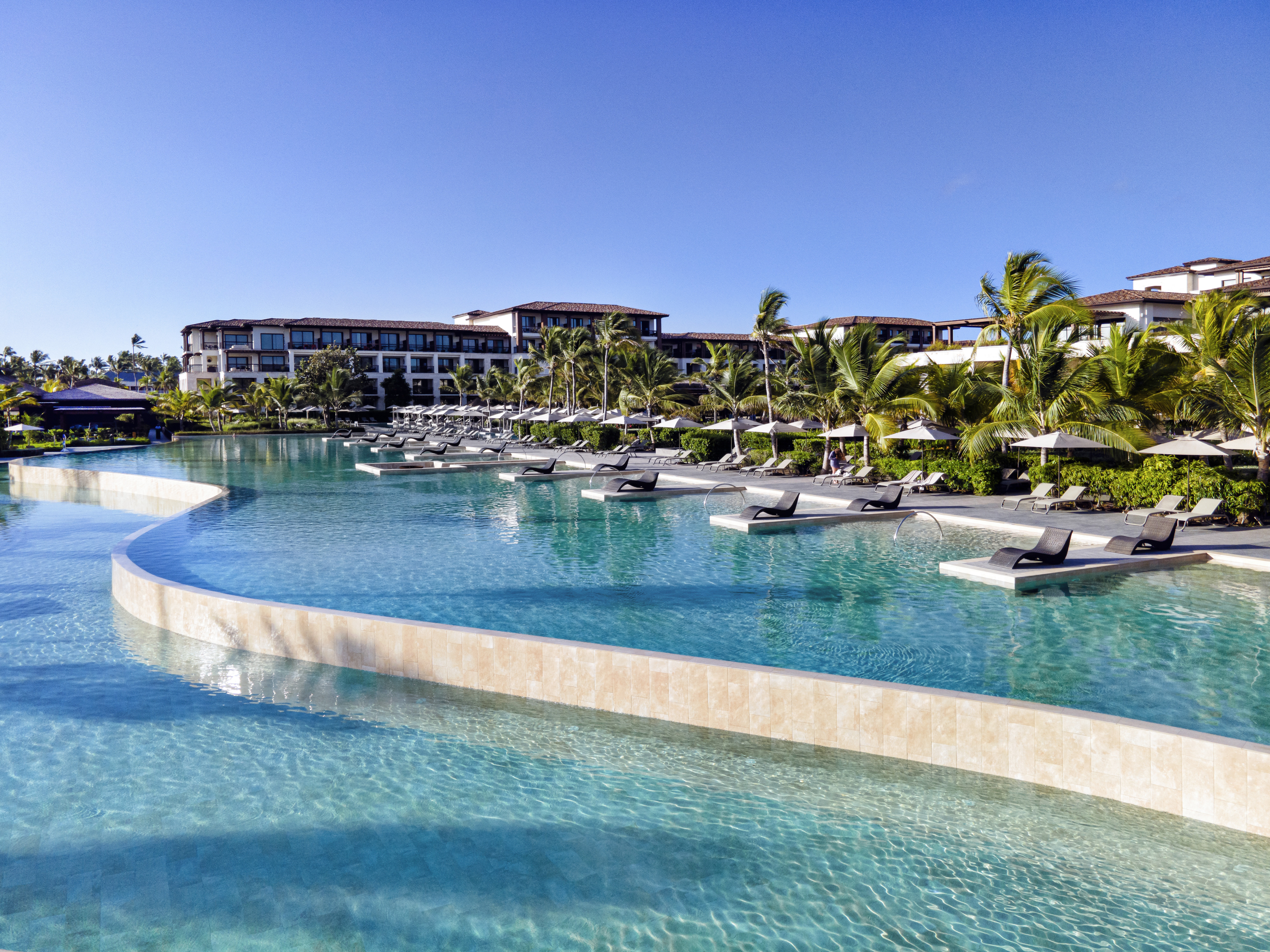 lopesan costa bávaro fotos piscina principal