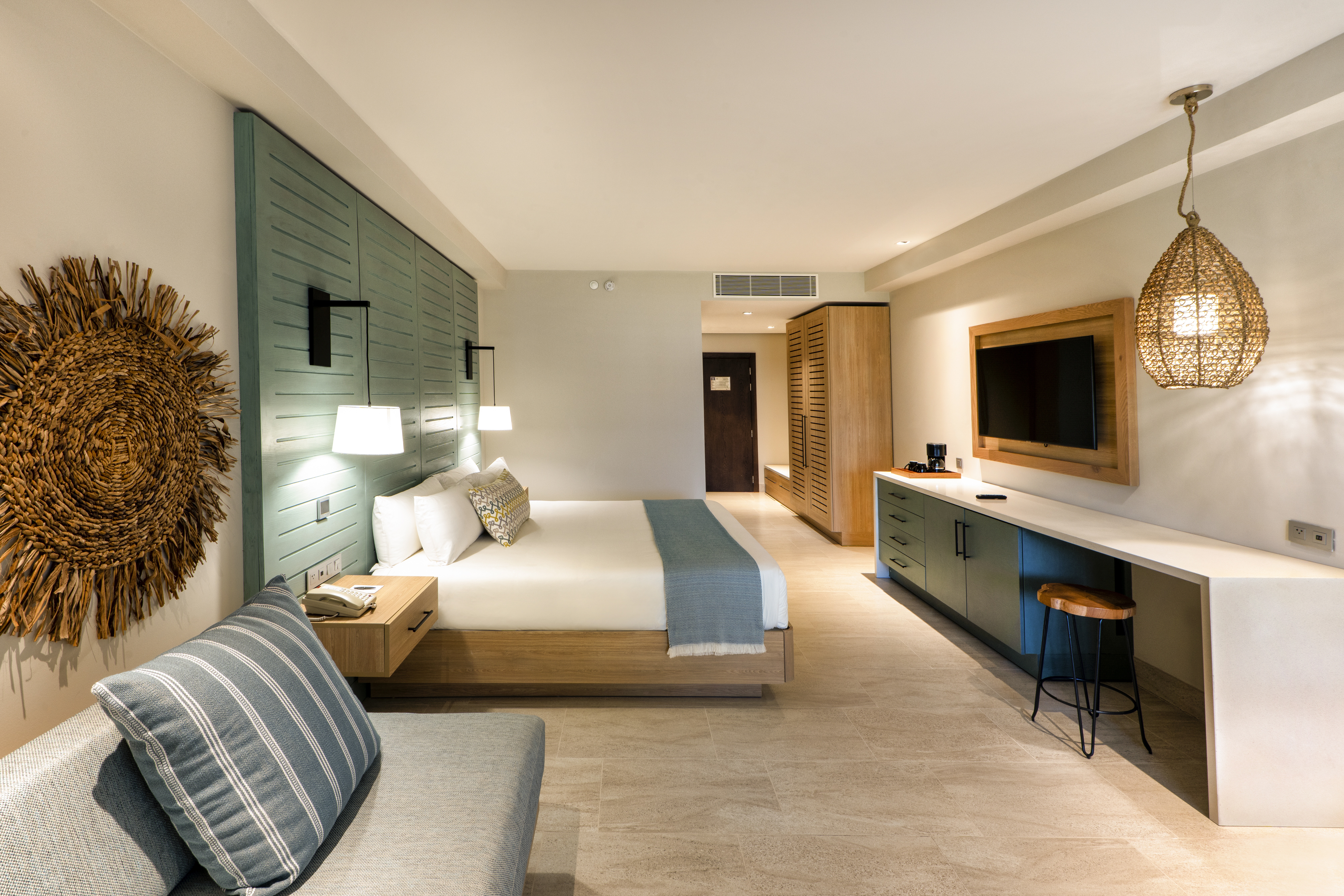 fotos habitaciones lopesan costa bavaro resort kinkg economy junior suite