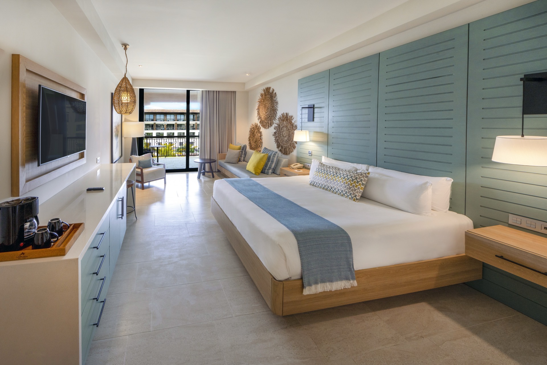 entrance junior suite tropical lopesan costa bavaro