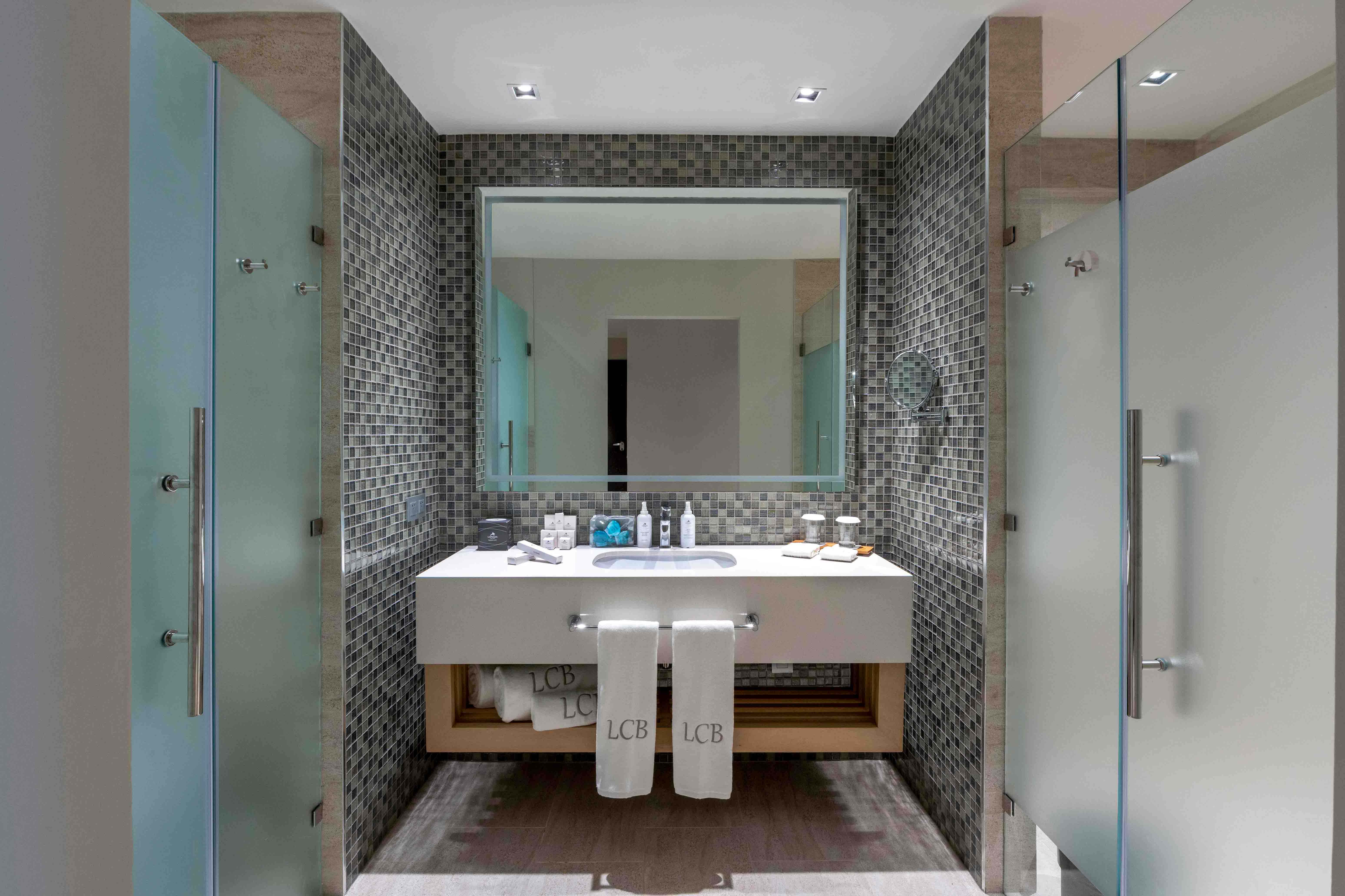 bathroom unique king ocean view junior suite lopesan costa bavaro resort